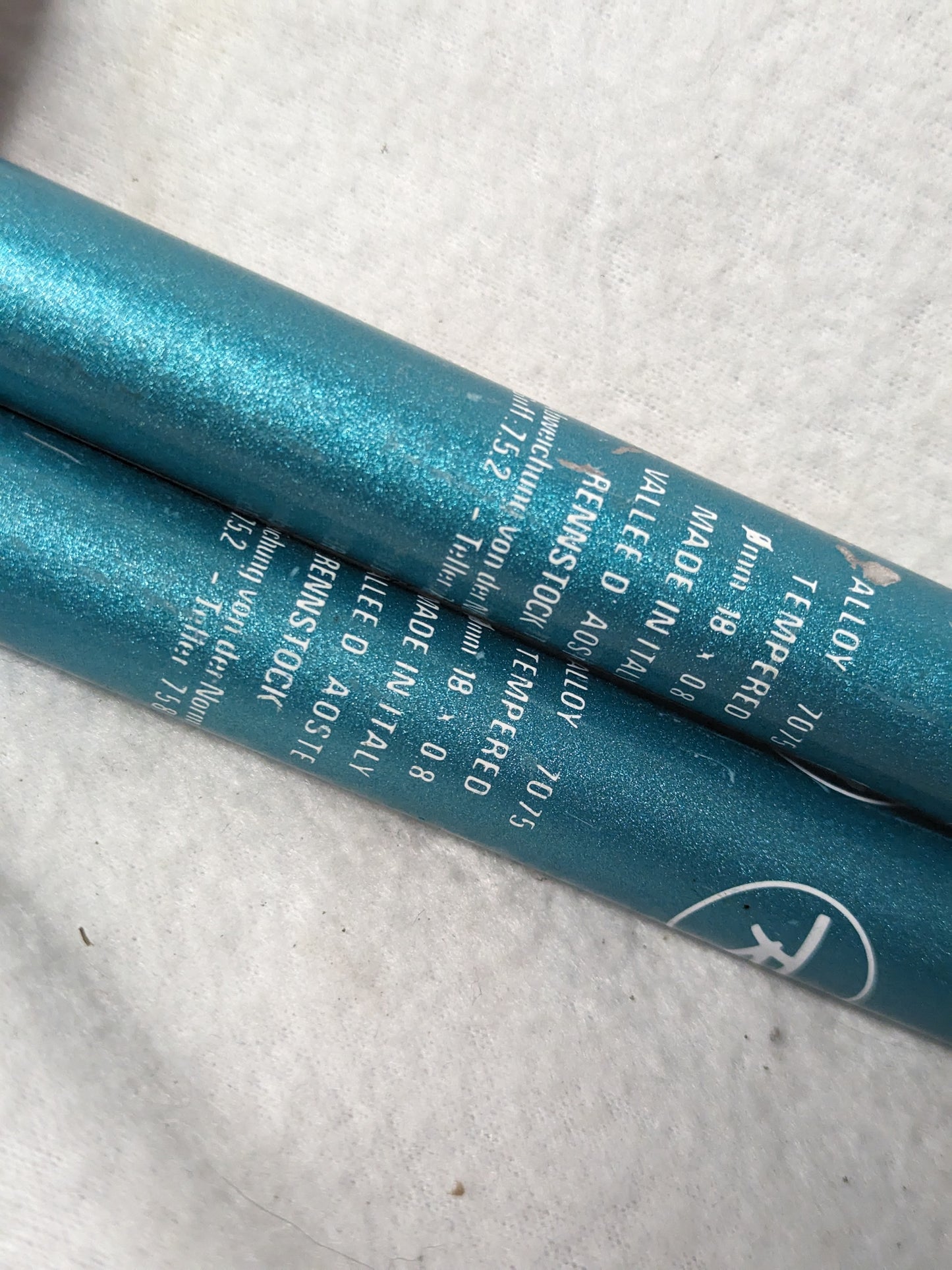 Rossignol Equipe Ski Poles Size 125 Cm Color Blue Condition Used