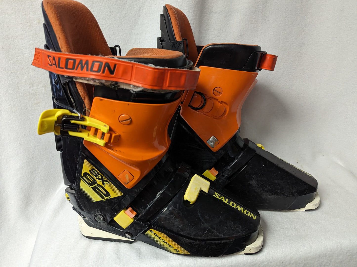 Salomon SX92 Equipe R Rear Entry Ski Boots Size 28 Color Black Condition Used