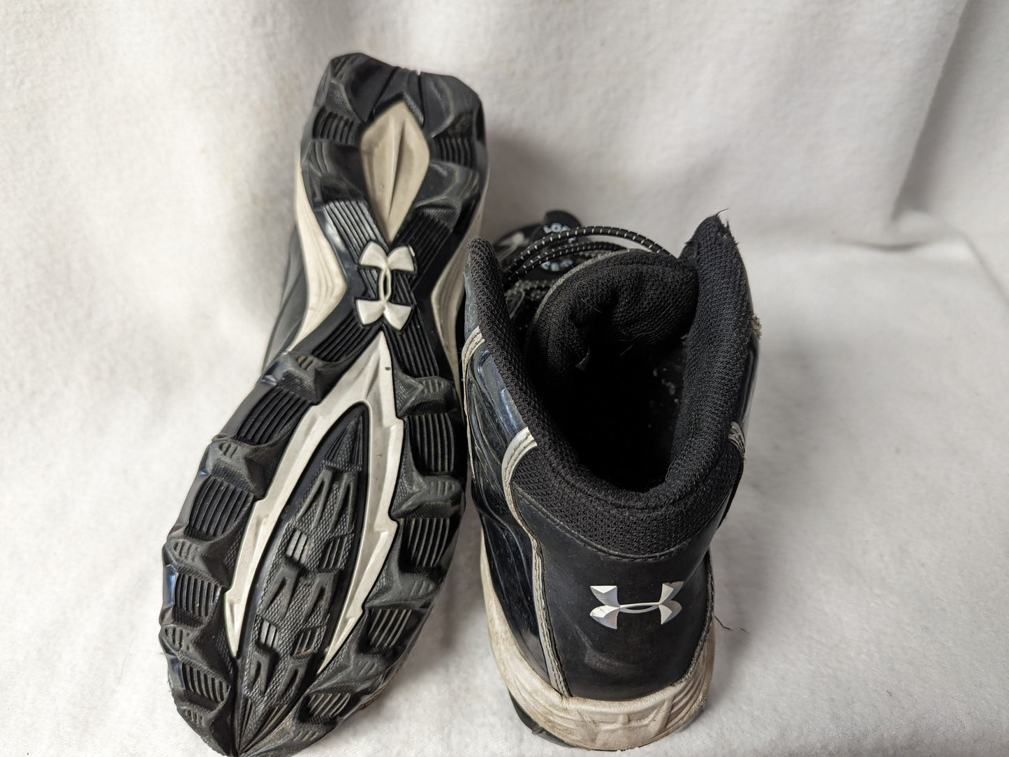 Under Armour Hammer Cleats Size 6 Color Black Condition Used