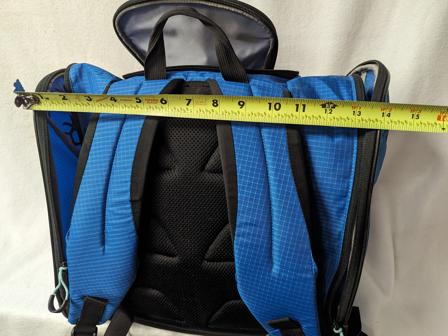 Kulkea Ski Boot Bag w/Shoulder and Backpack Straps Size 14 In x 14 In x 12 In Color Blue Condition Used