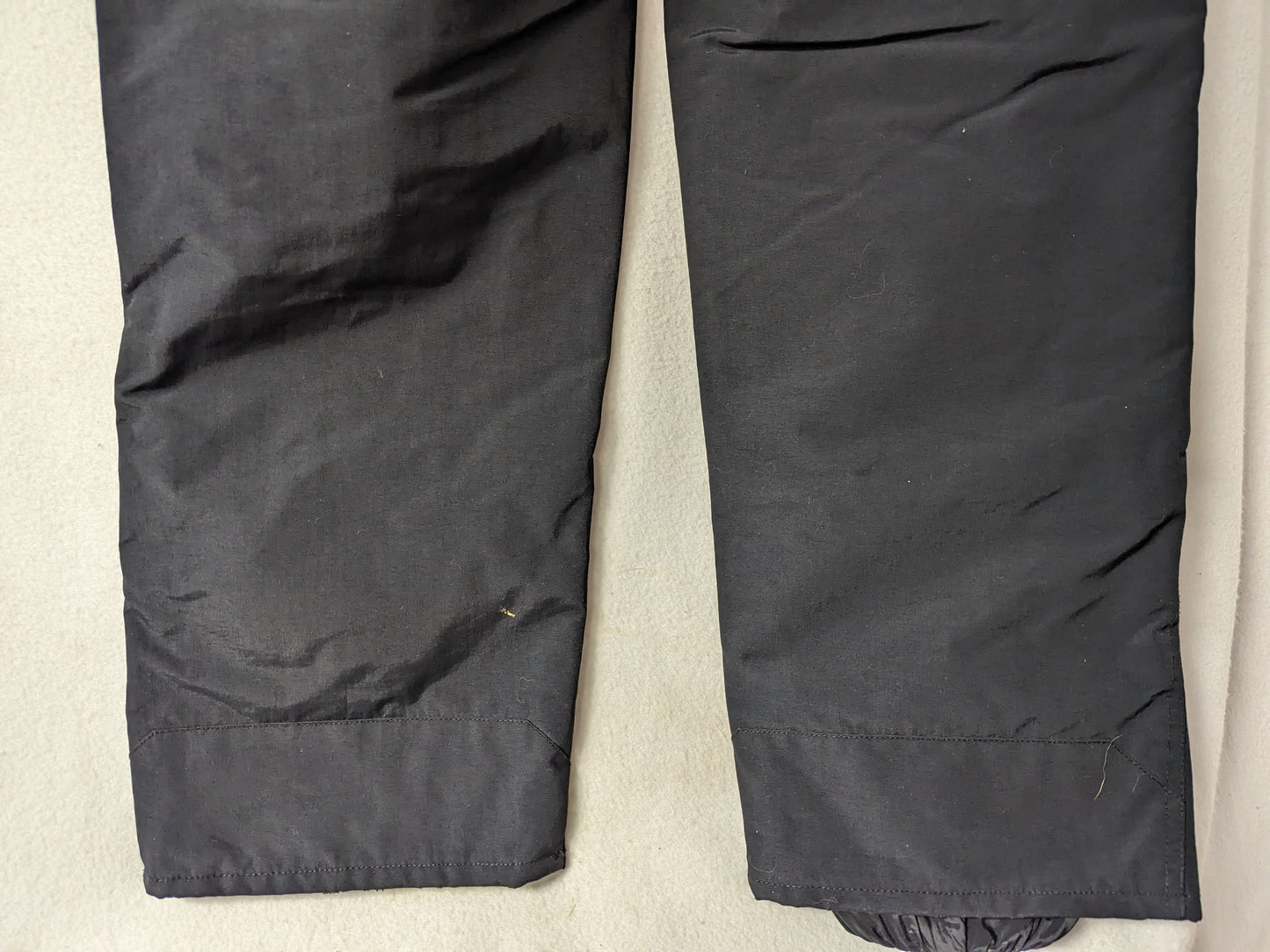Airwalk Lined Ski/Snowboard Pants Size Large Color Black Condition Used