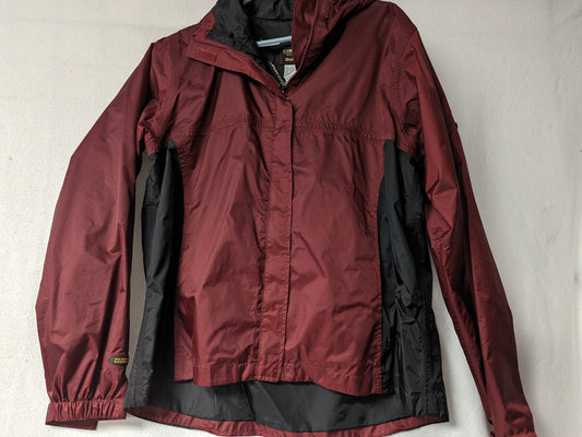 Stearns Shell Hooded Rain Jacket/Coat Size Large Color Maroon Condition Used