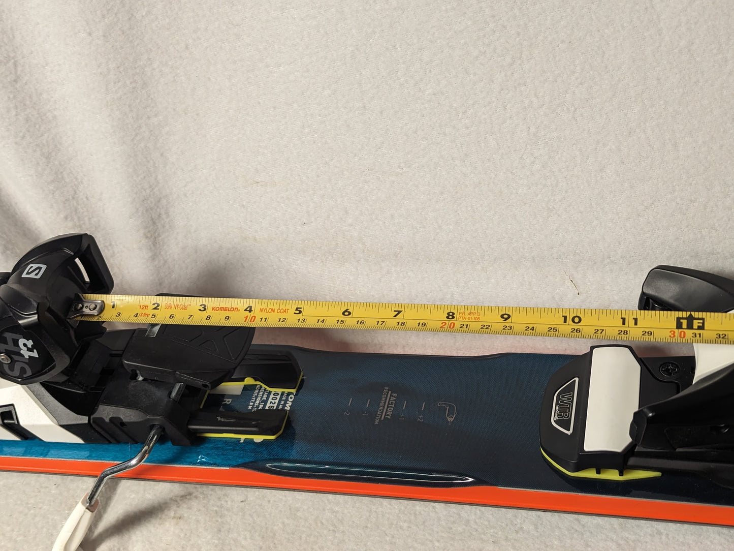 Atomic Vantage 90 Skis w/Salomon Bindings Size 184 Cm Color Blue Condition Used