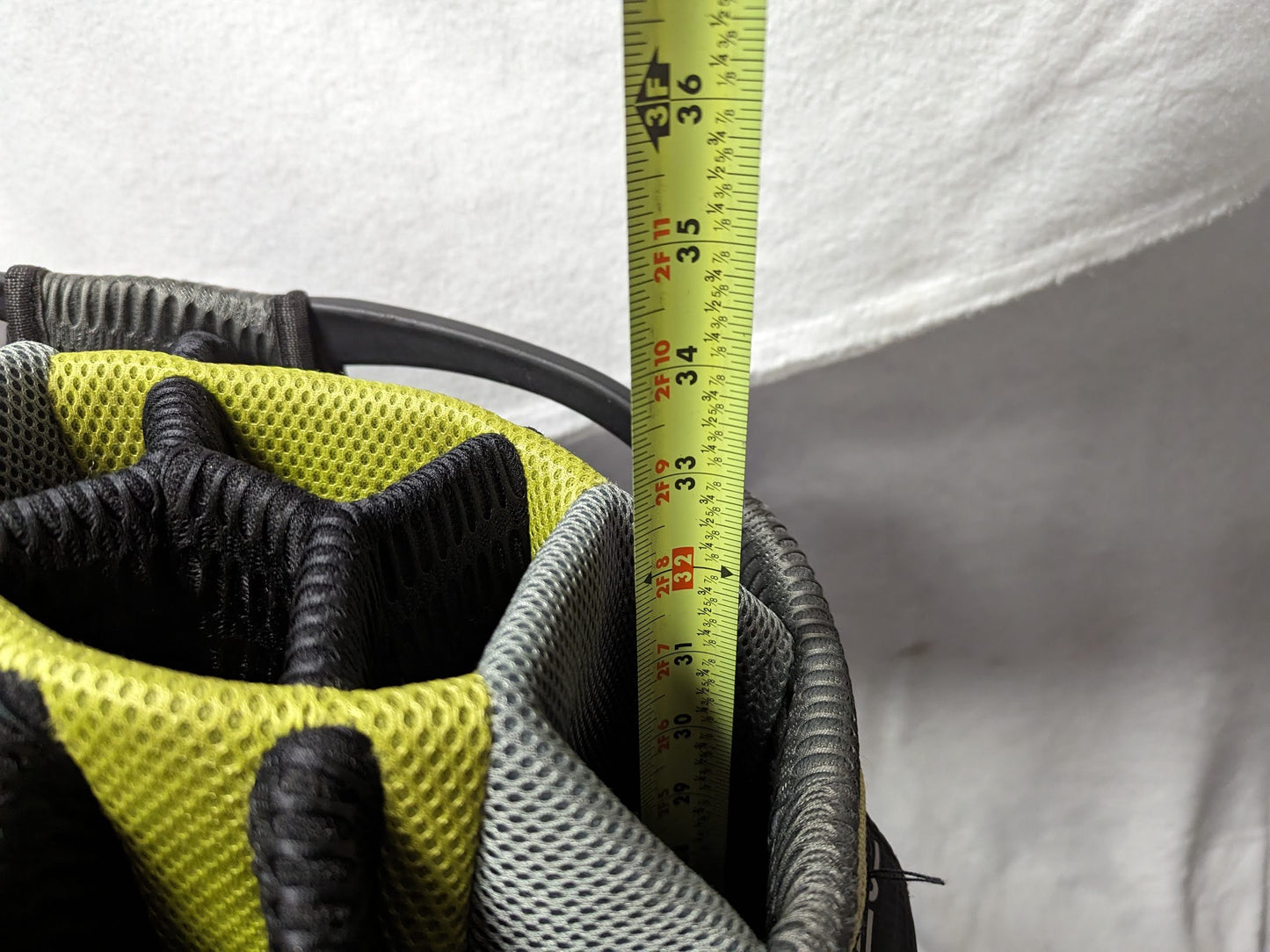 TechEdge HL3 Golf Bag (Broken Zipper) Size 32 In Color Black Condition Used