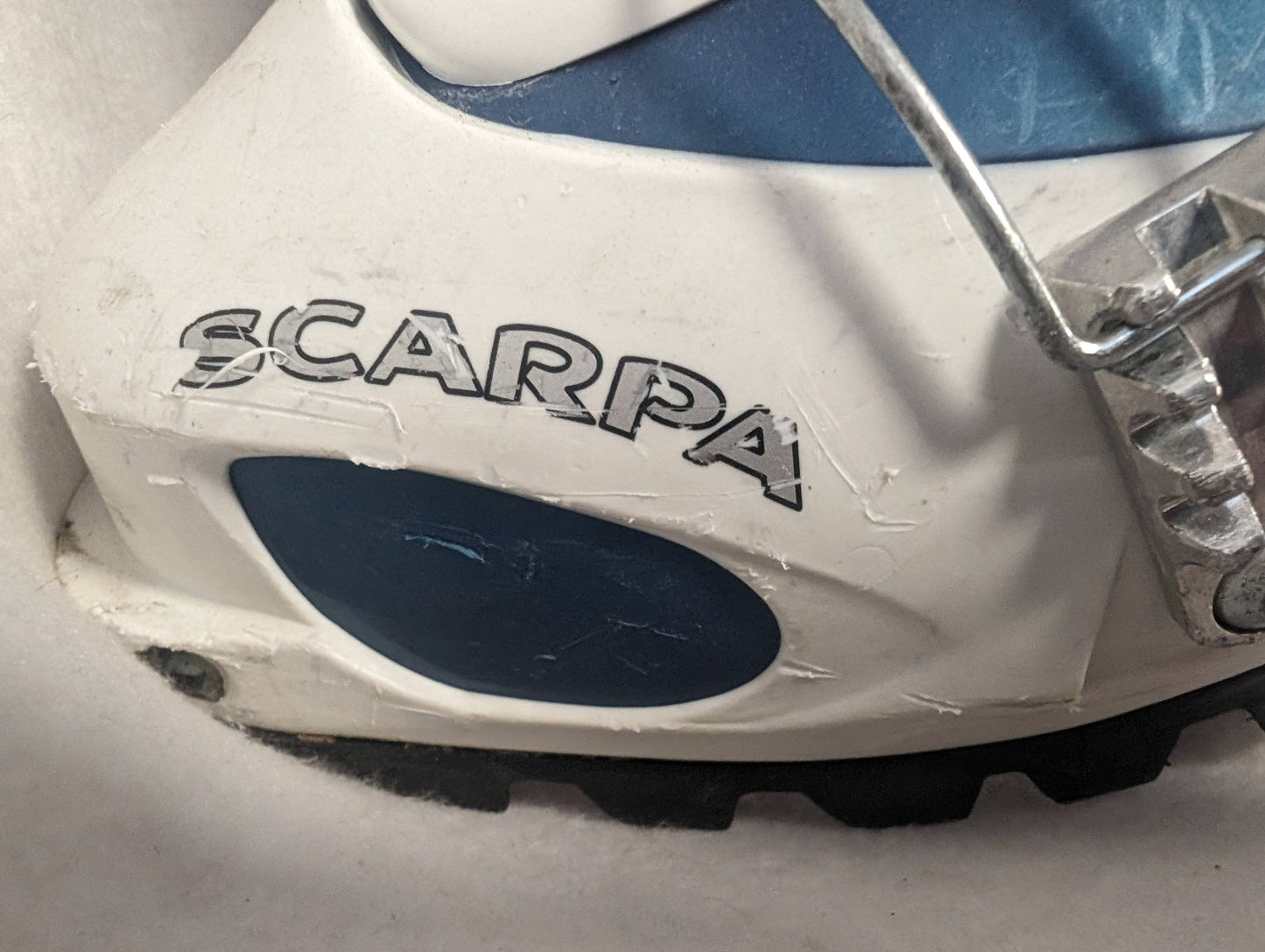Scarpa Diva AT XC Ski Boots Size 27.5 Color White Condition Used