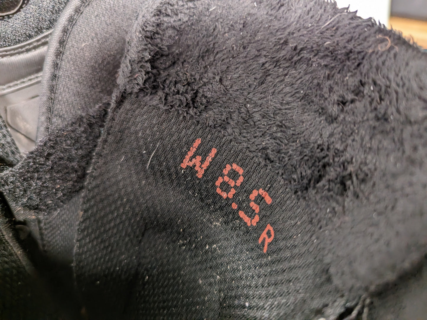 Thirty Two Women's Lashed *No Laces* Snowboard Boots Size Women 8.5 Black Used