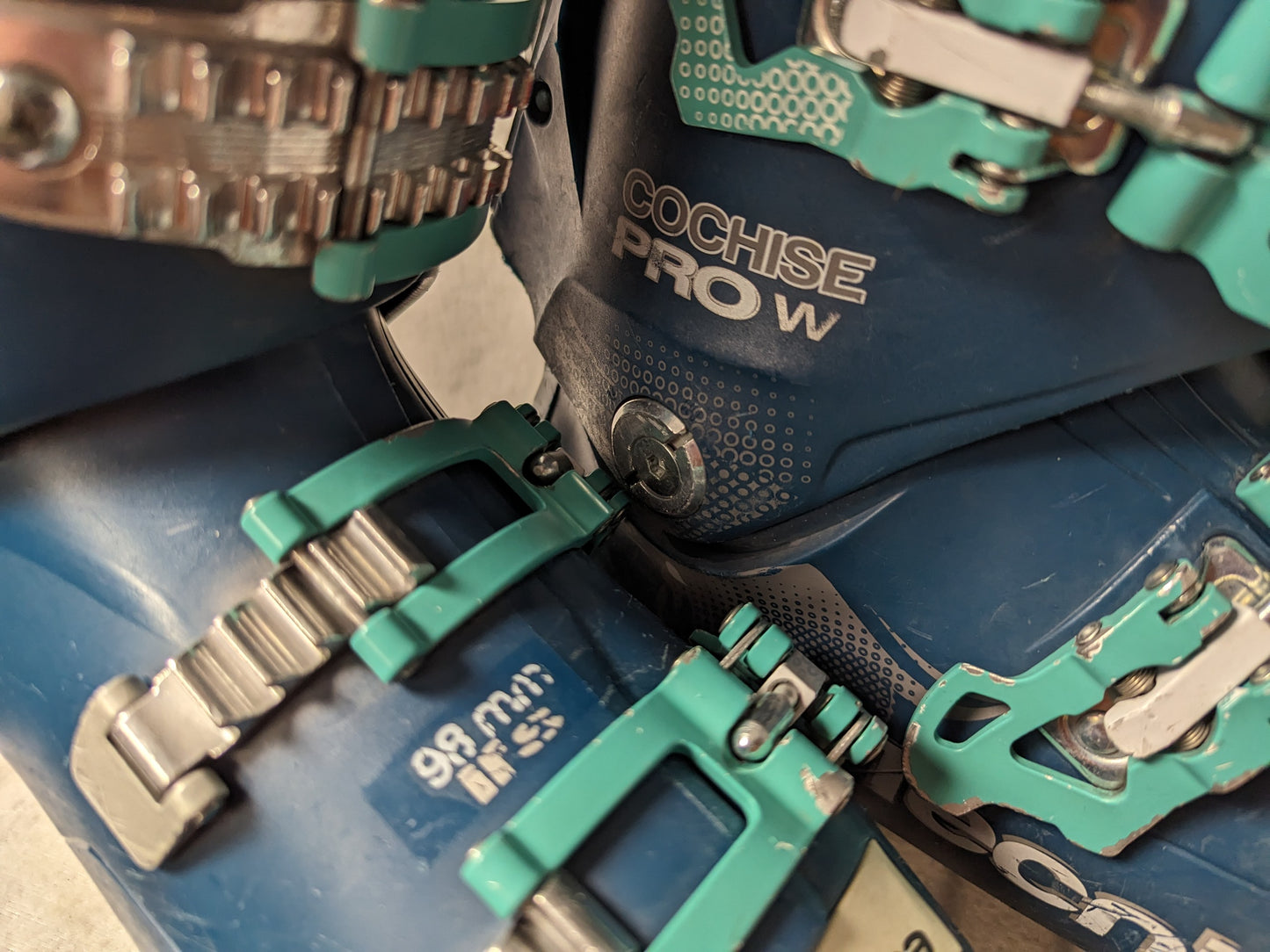 Tecnica Cochise Pro Women's Ski Boots Size 25.5 Color Blue Condition Used