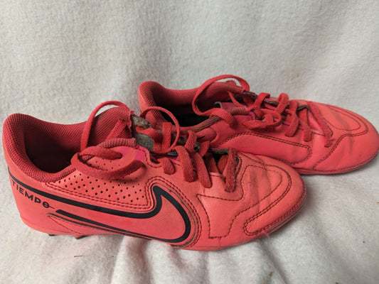 Nike Tiempo Youth Cleats Size 1 Color Pink Conditioin Used