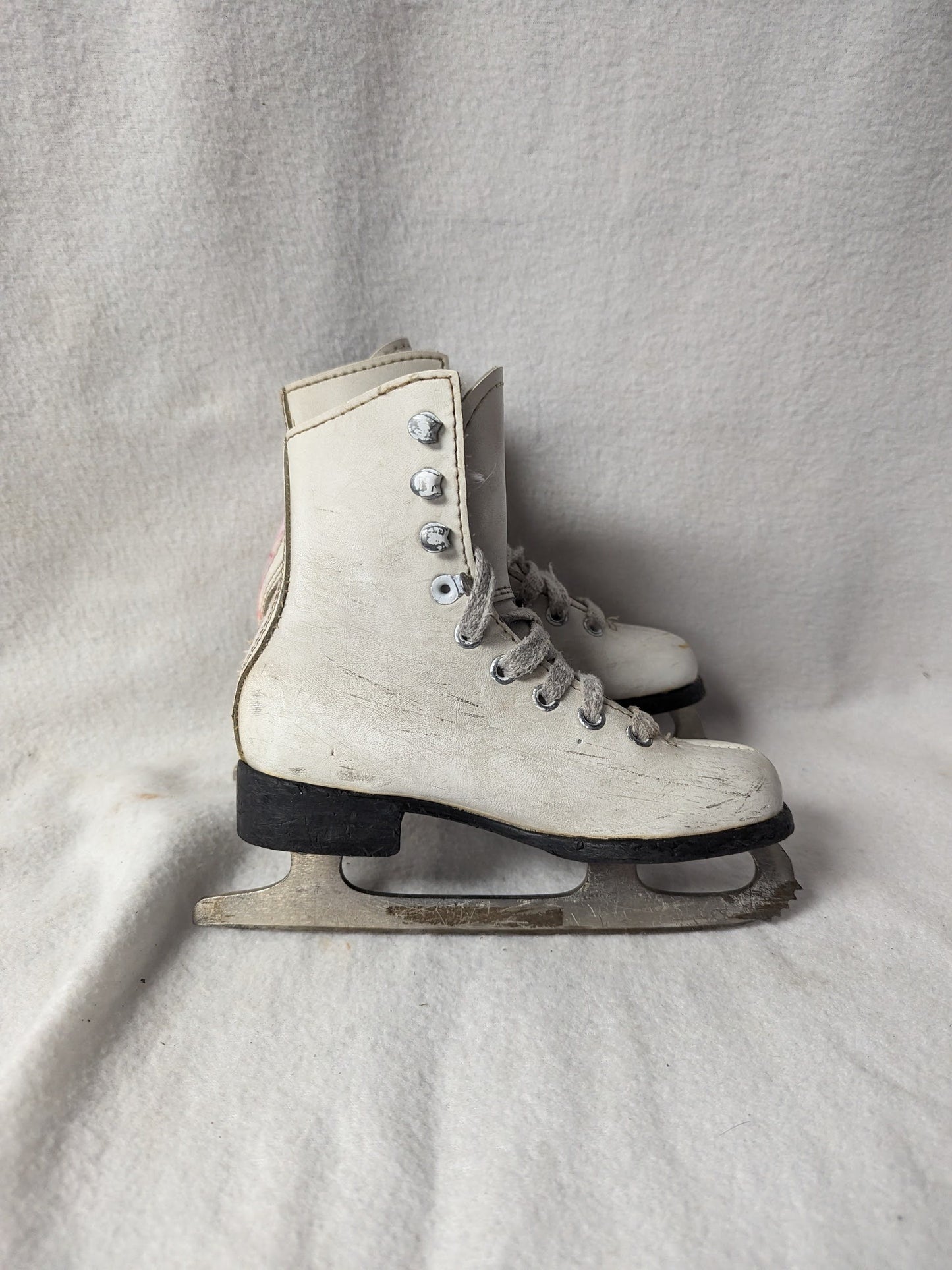 Lake Placid Figure Ice Skates Size Youth 10 Color White Condition Used