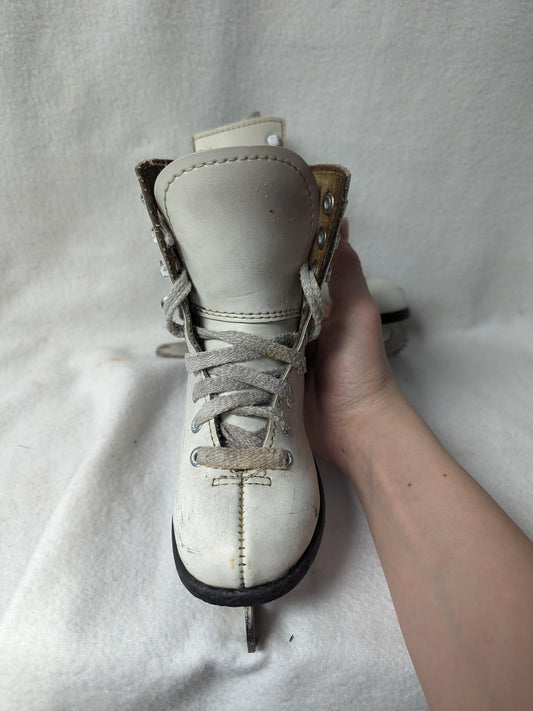 Lake Placid Figure Ice Skates Size Youth 10 Color White Condition Used