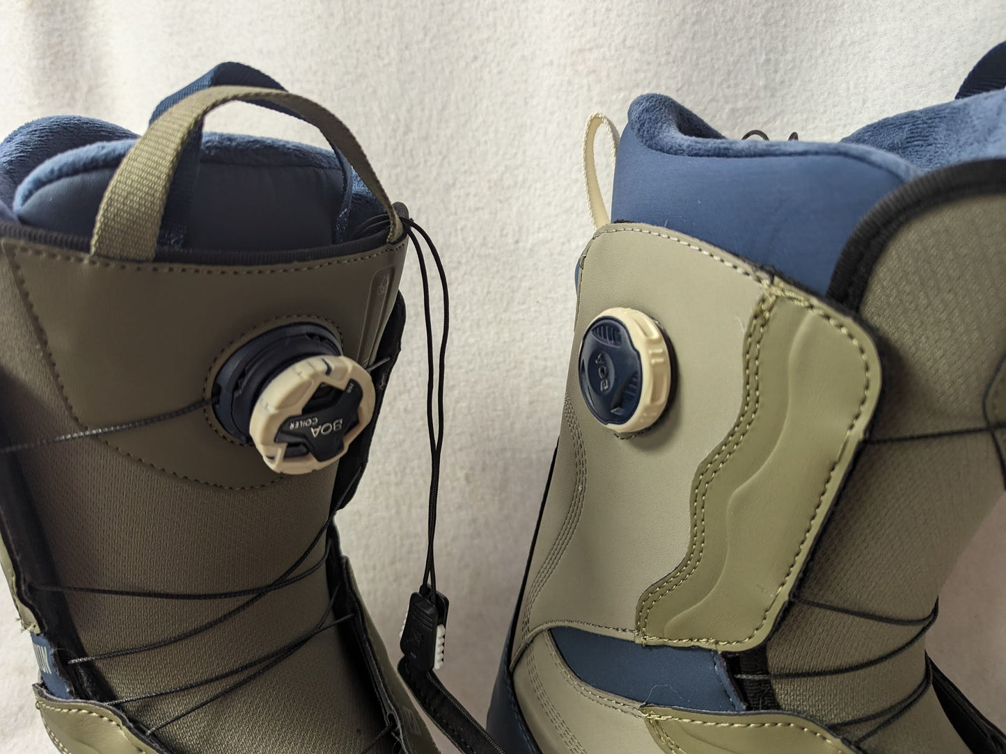 Salomon Ivy Boa SJ Boa Snowboard Boots Size 7 Color Blue Condition Used
