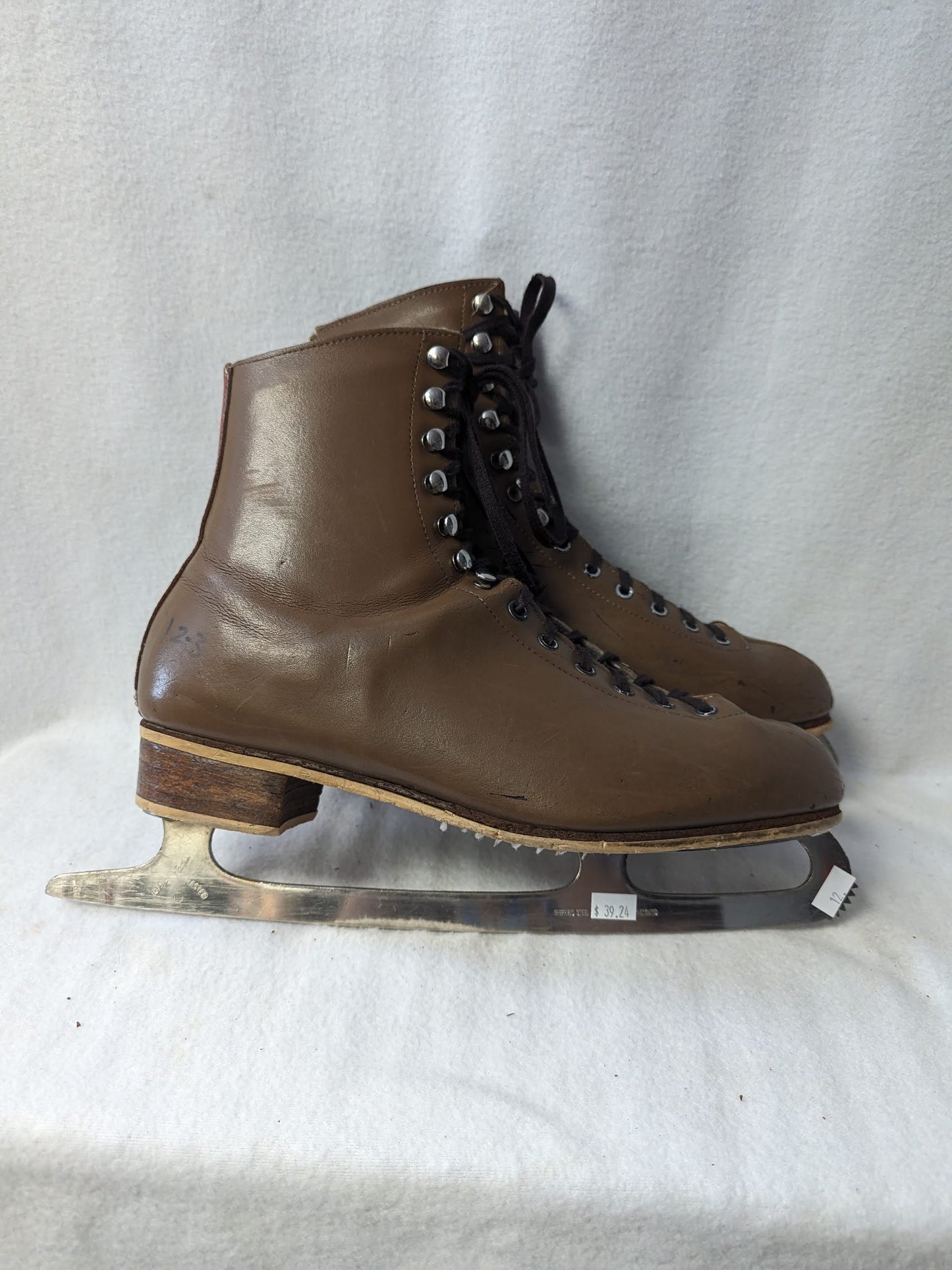 Rink Master Ice Skates Size 12 Color Brown Condition Used