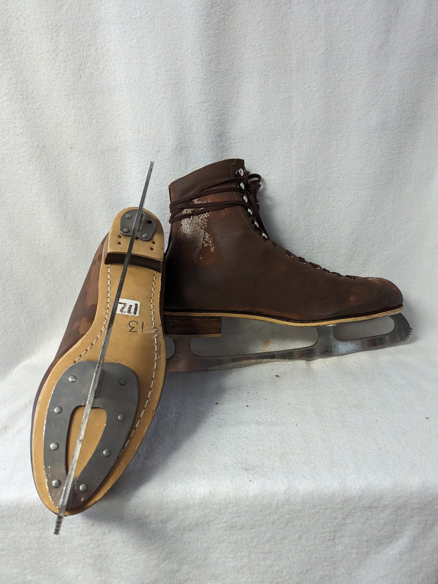 Rink Master Ice Skates Size 13 Color Brown Condition Used