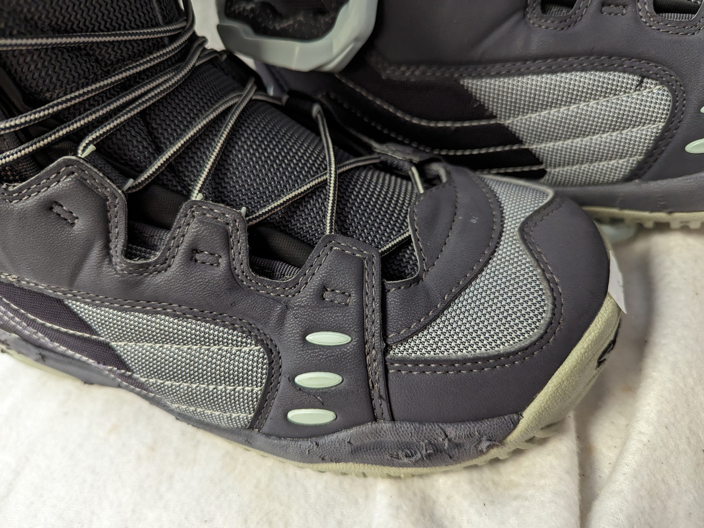Salomon Hiana Snowboard Boots Size 8 Color Gray Condition Used Women