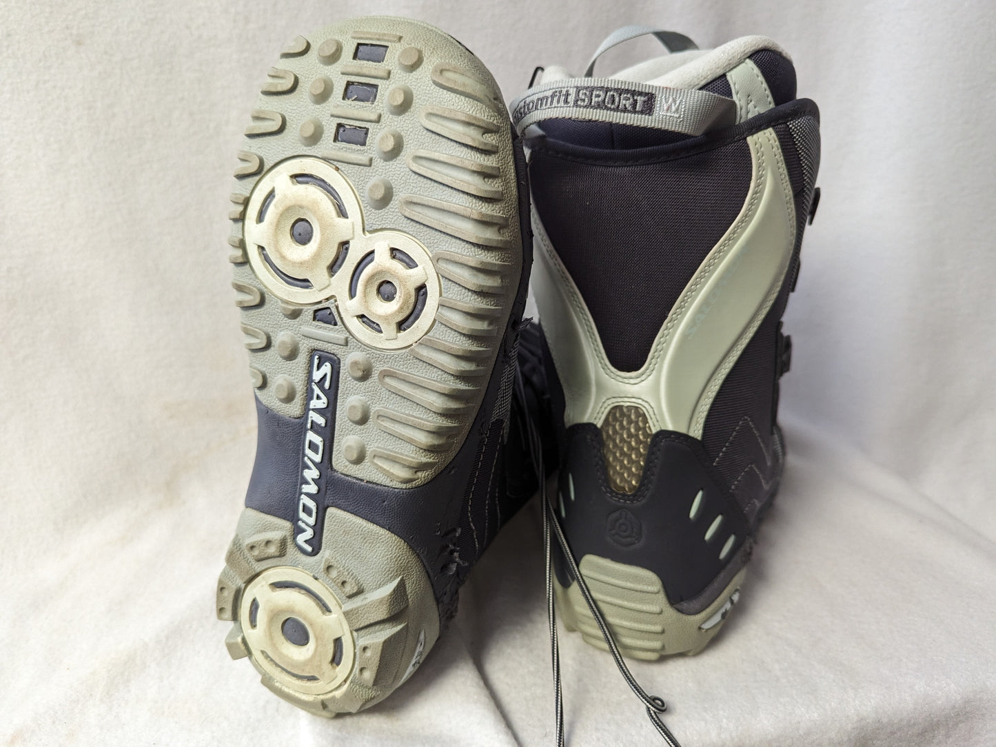 Salomon Hiana Snowboard Boots Size 8 Color Gray Condition Used Women
