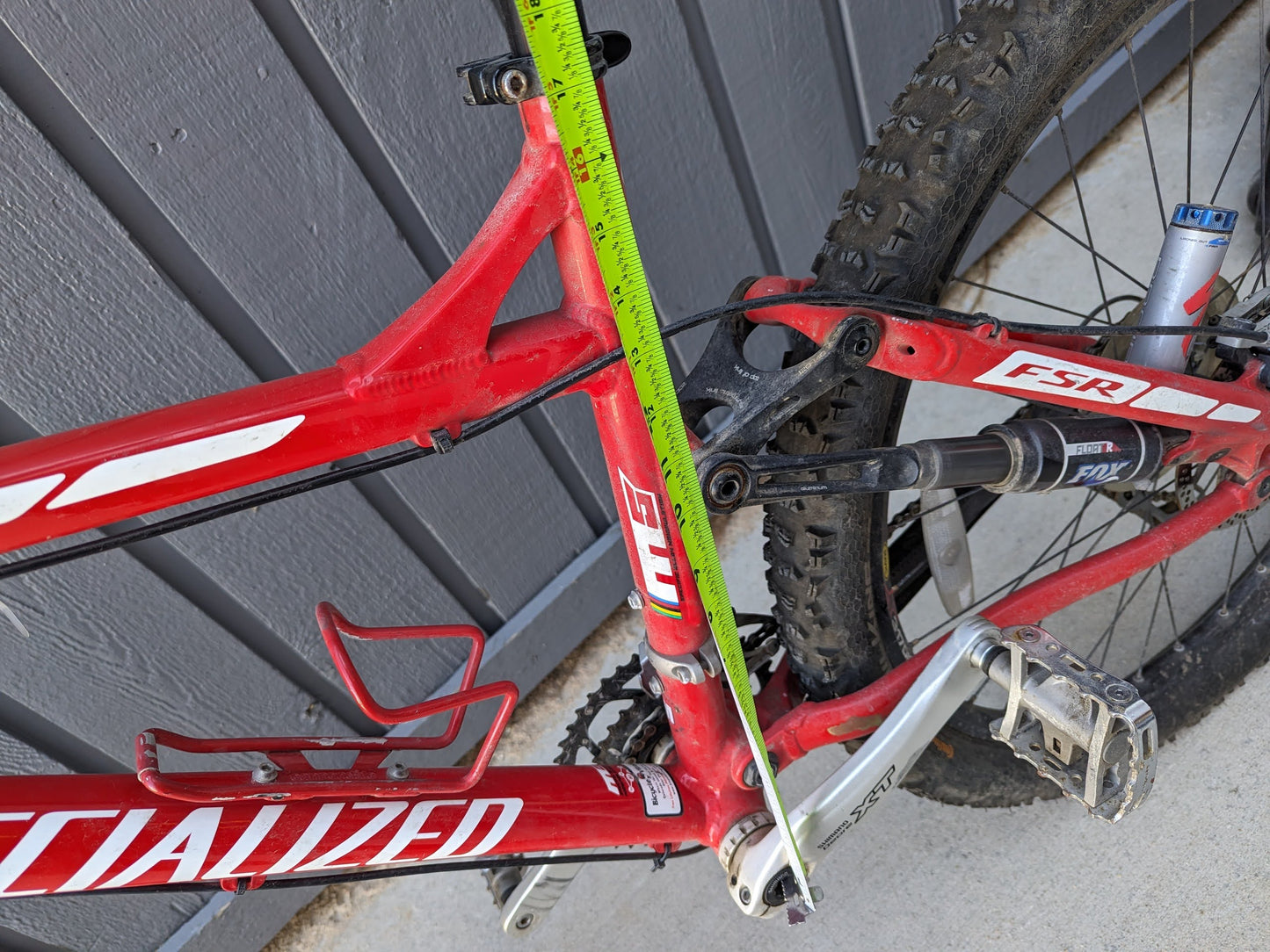 Specialized Epic Comp FSR 27.5  In Rim MTB Mountain Bikes 27 Speed Red Condition Used