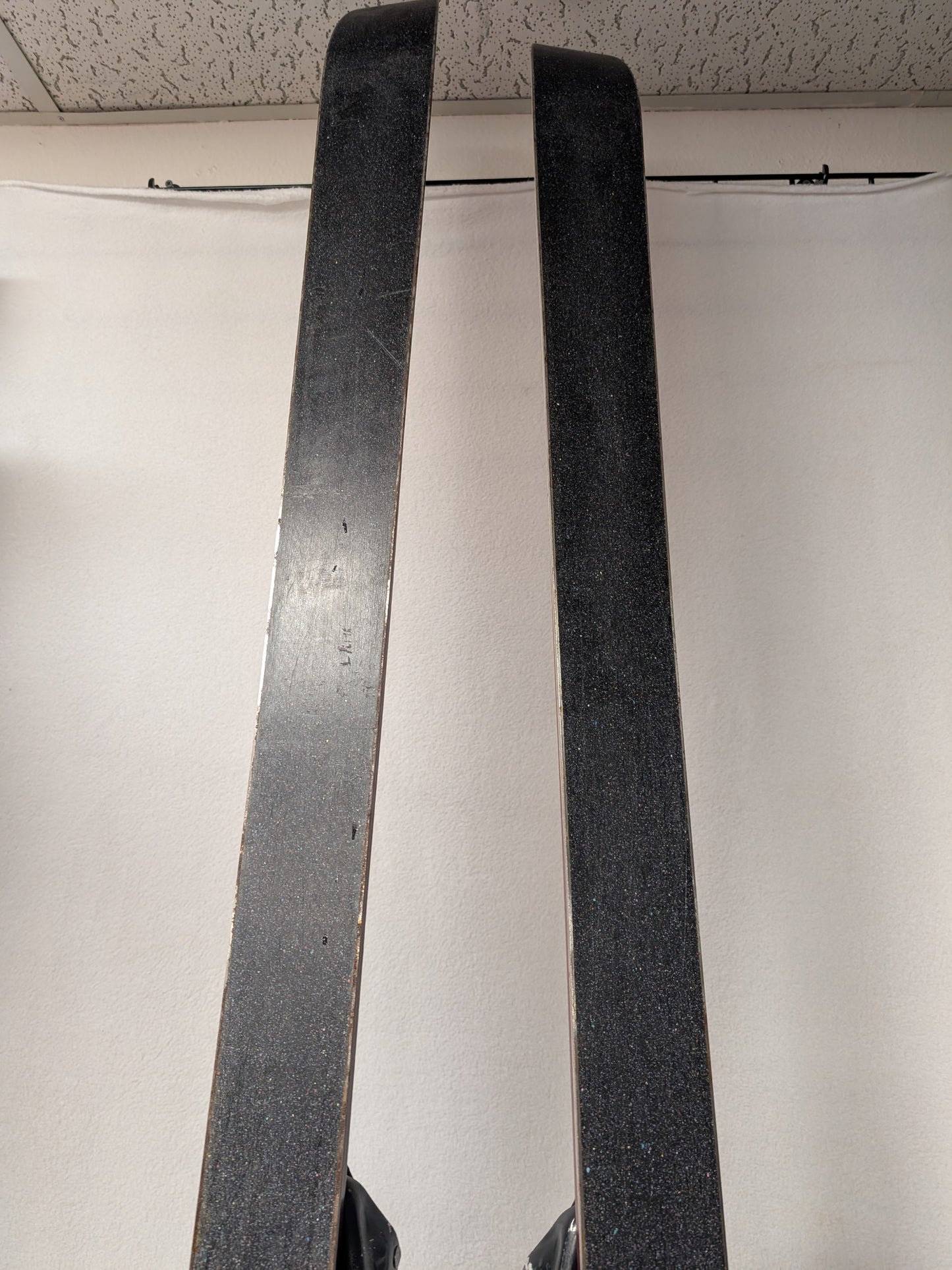 Karhu Skis w/Telemark Bindings Size 190 Cm Orange Condition Used