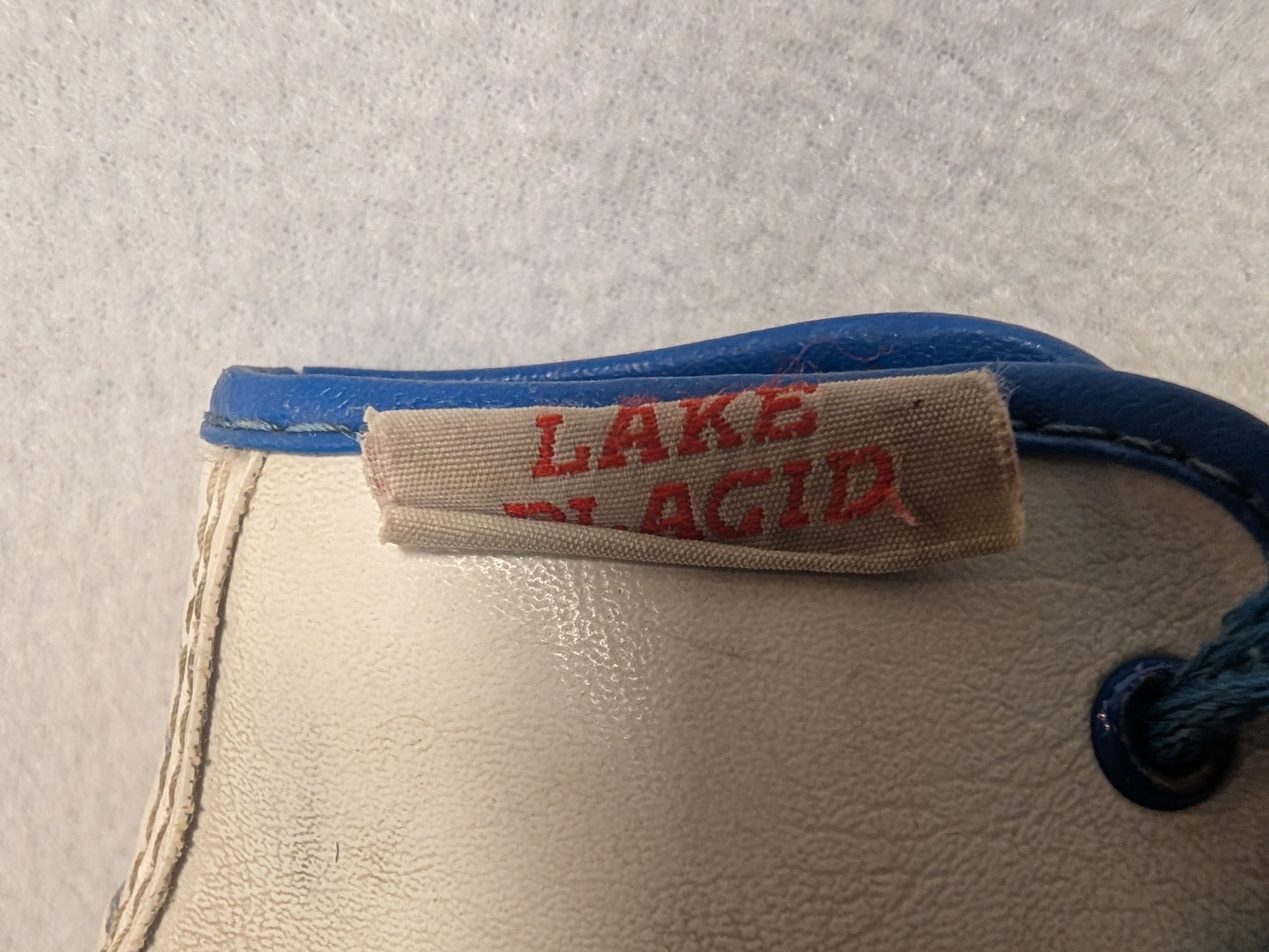 Lake Placid Balance Blades Ice Skates Size Youth 12 Color White Condition Used
