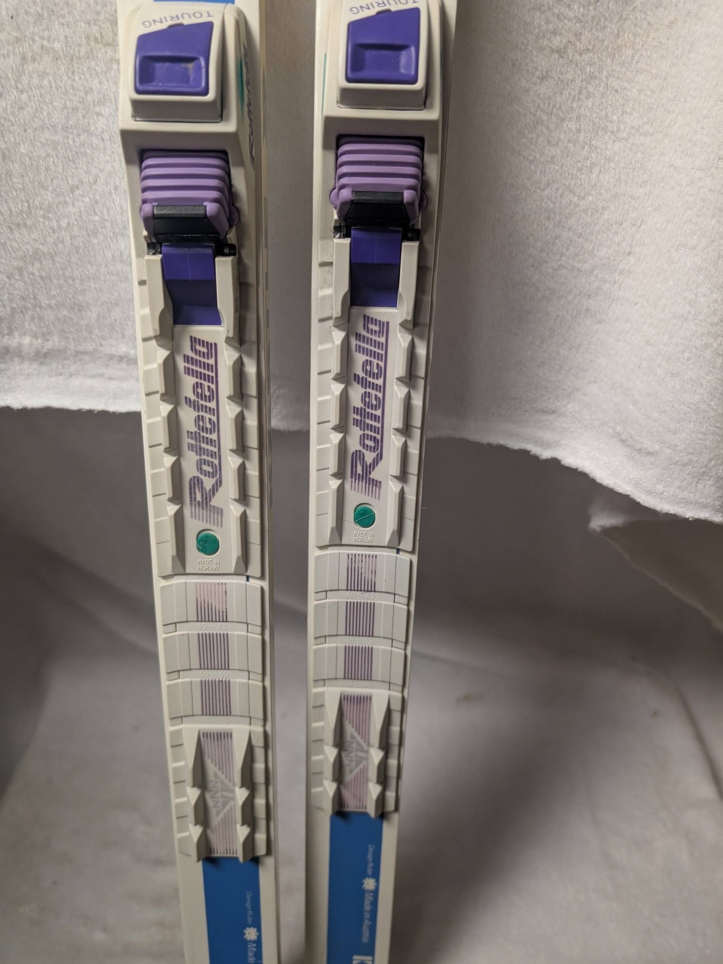 Cross Country Kastle Kick XC Skis NNN Bindings Size 215 Cm White Used