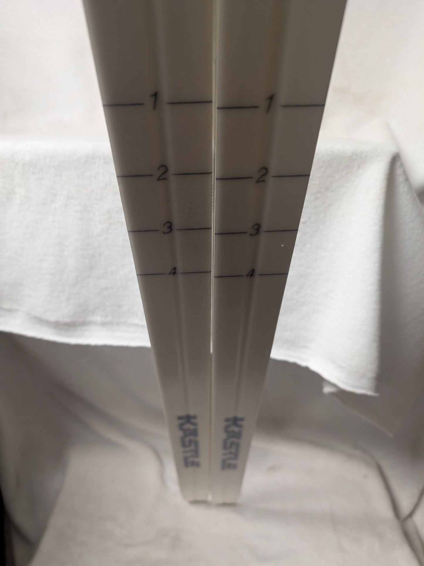 Cross Country Kastle Kick XC Skis NNN Bindings Size 215 Cm White Used