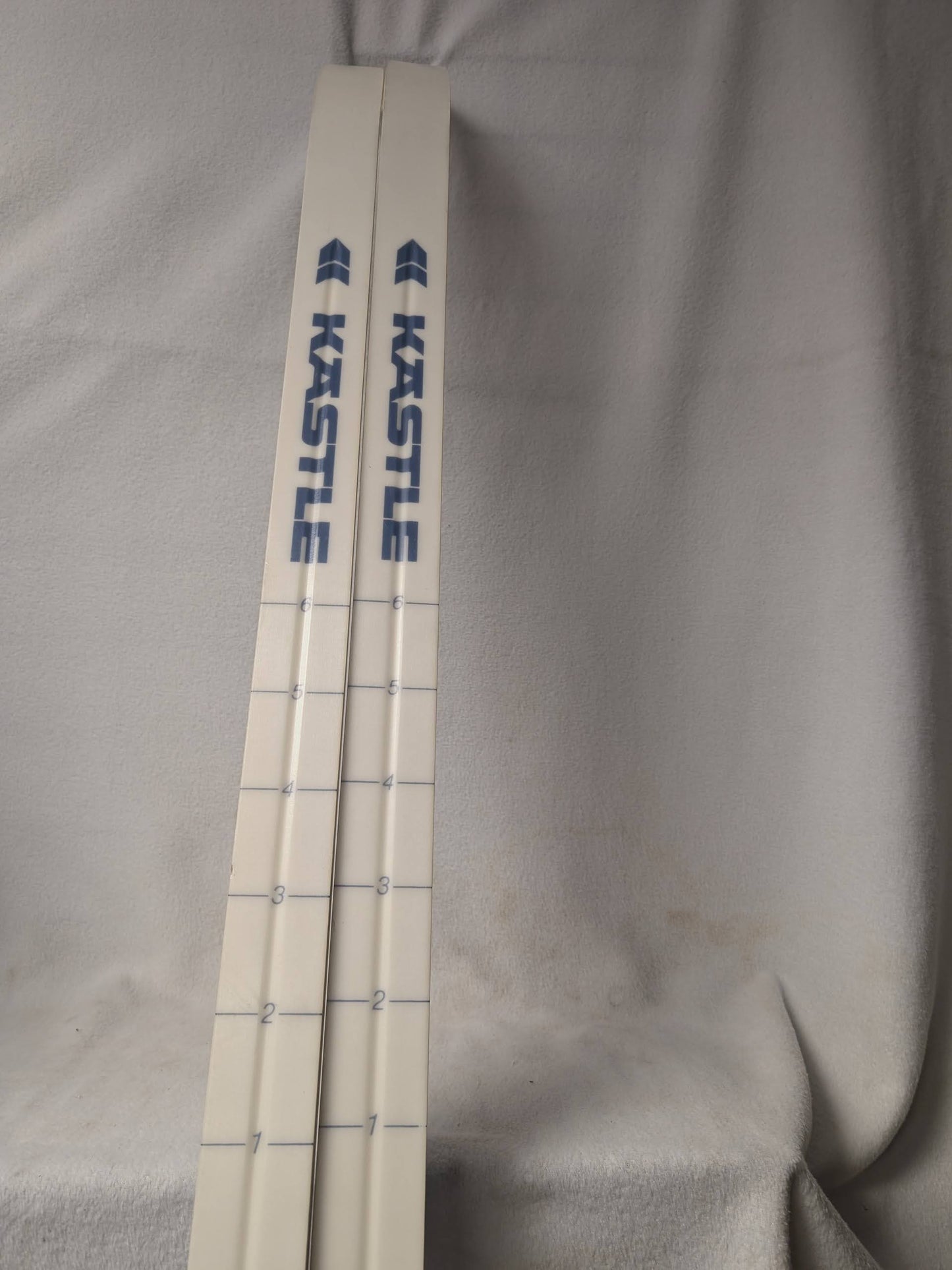 Cross Country Kastle Kick XC Skis NNN Bindings Size 215 Cm White Used