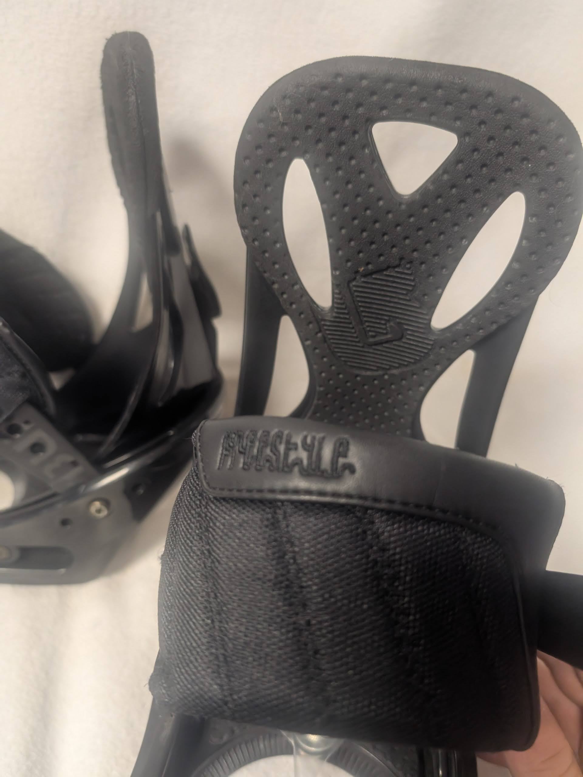 BURTON フリースタイル/fs Mサイズ 18-19 バートン ビンディング フリースタイル Burton FREESTYLE Re