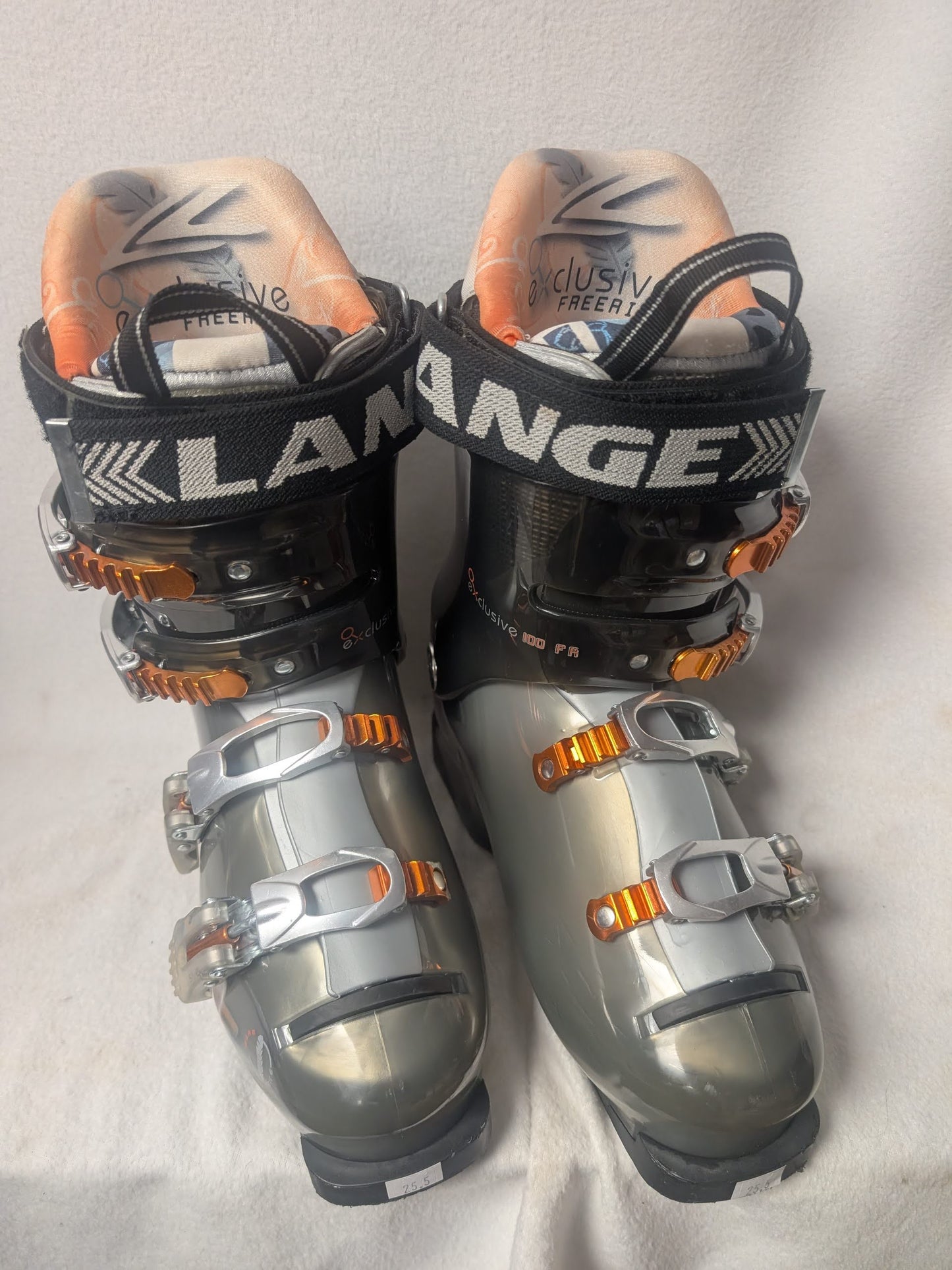 Lange Ski Boots Women Size 25.5 Color Gray Condition Used