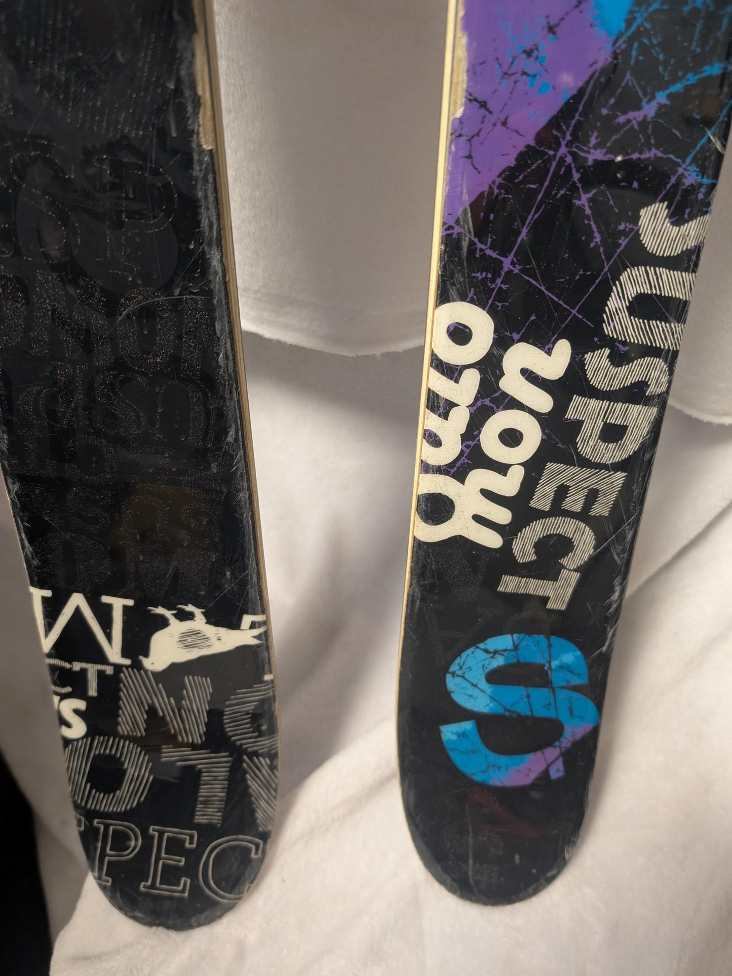 Salomon Suspect Skis Marker Squire Bindings Size 161 Cm Black Used