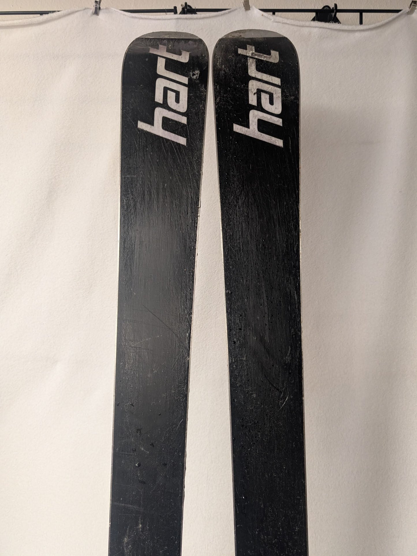 Hart F17 Skis Marker Griffin Bindings 167 Cm Color White Condition Used