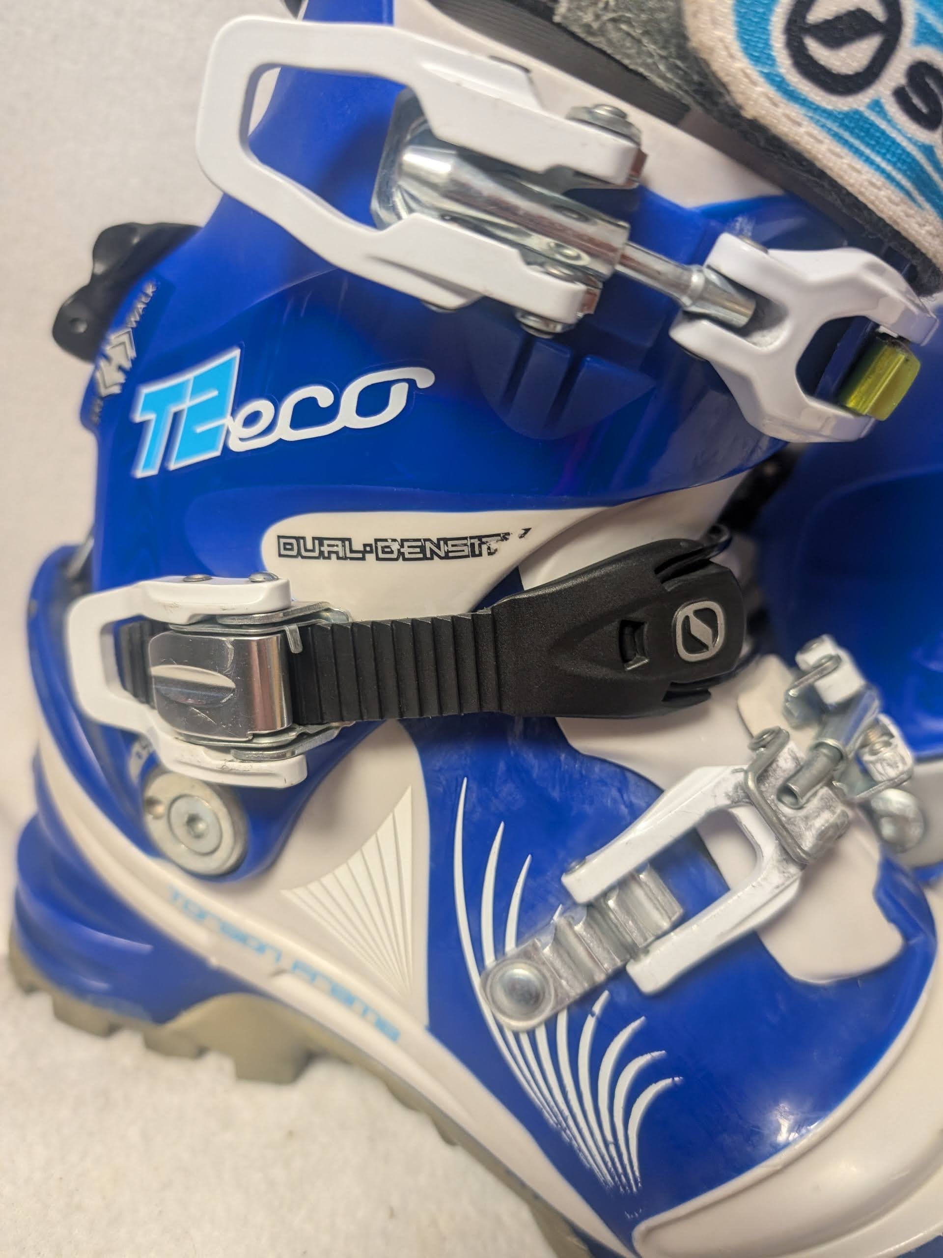 Scarpa T2 Eco Telemark Ski Boots Size 24 Color Blue