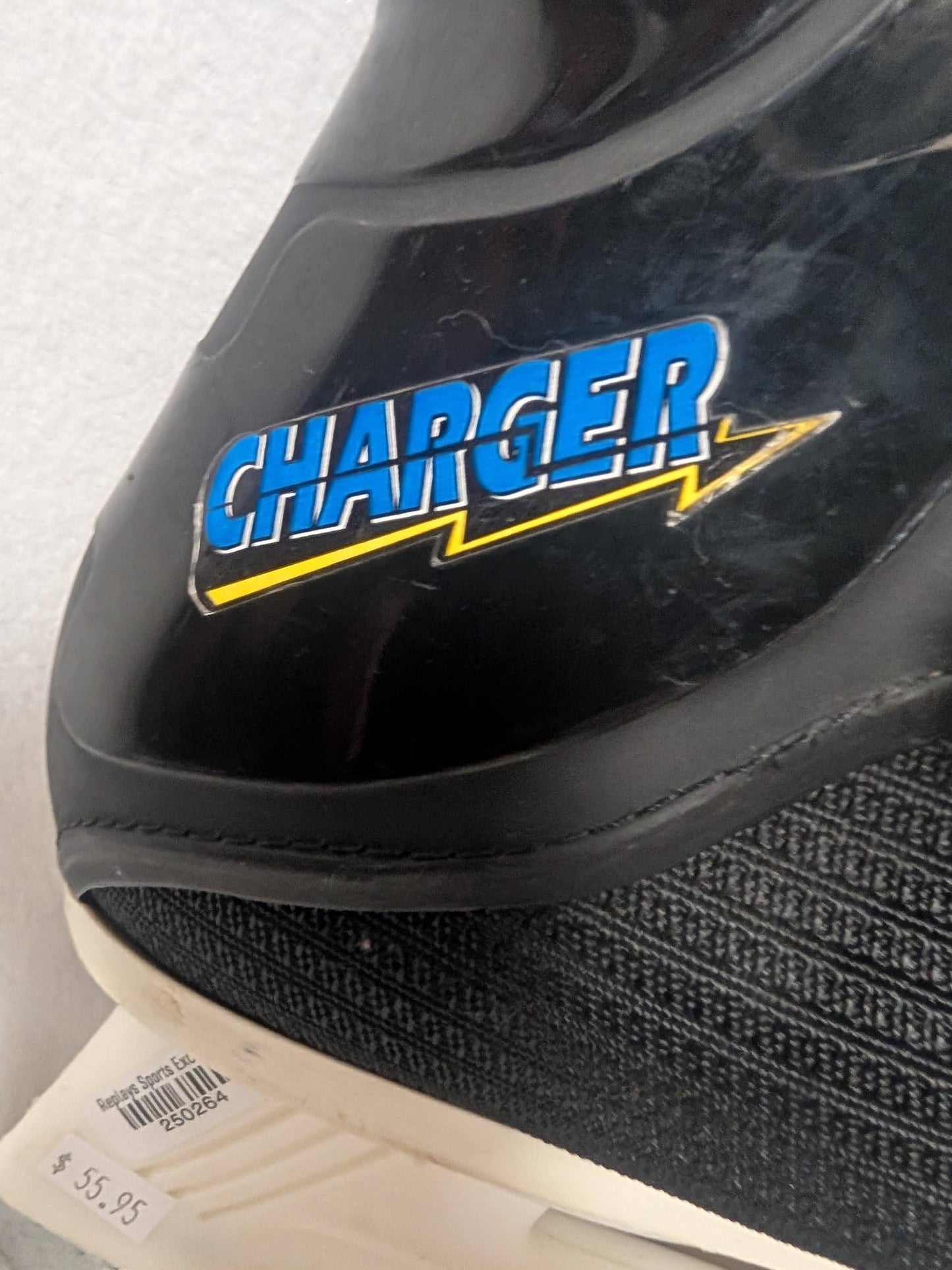 Bauer Charger Hockey Ice Skates Size 9 Color Black Used