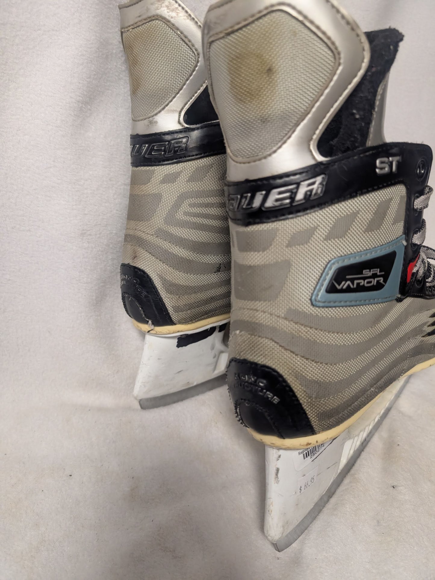 Bauer ST Vapor SFL Hockey Ice Skates Size 11 Color Black Condition Used