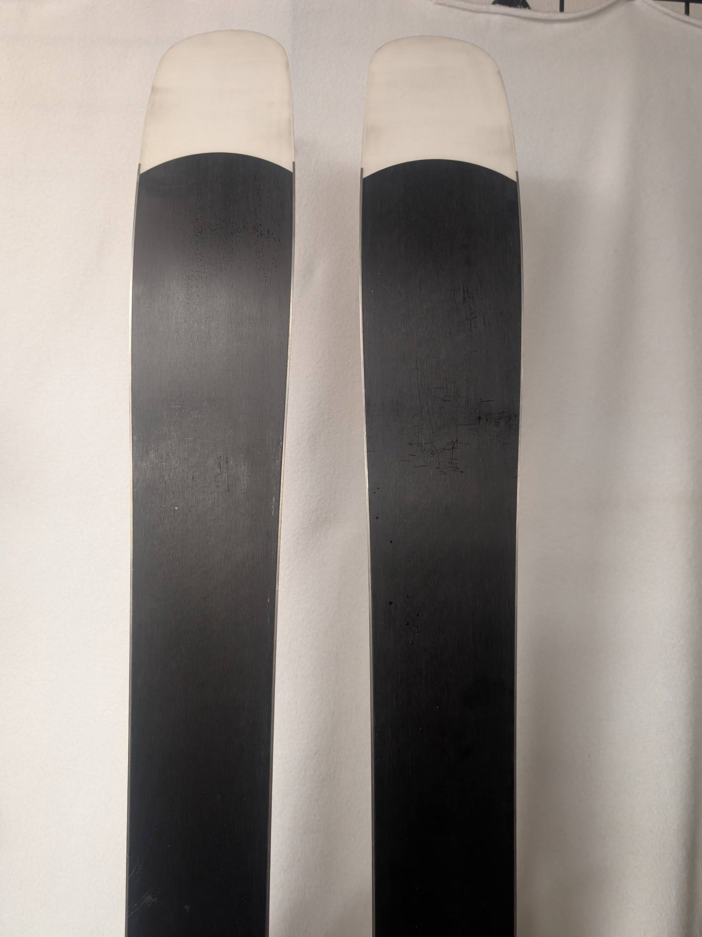 Rossignol Saffron 7 Skis Marker Bindings 162 Cm Color White Condition Used