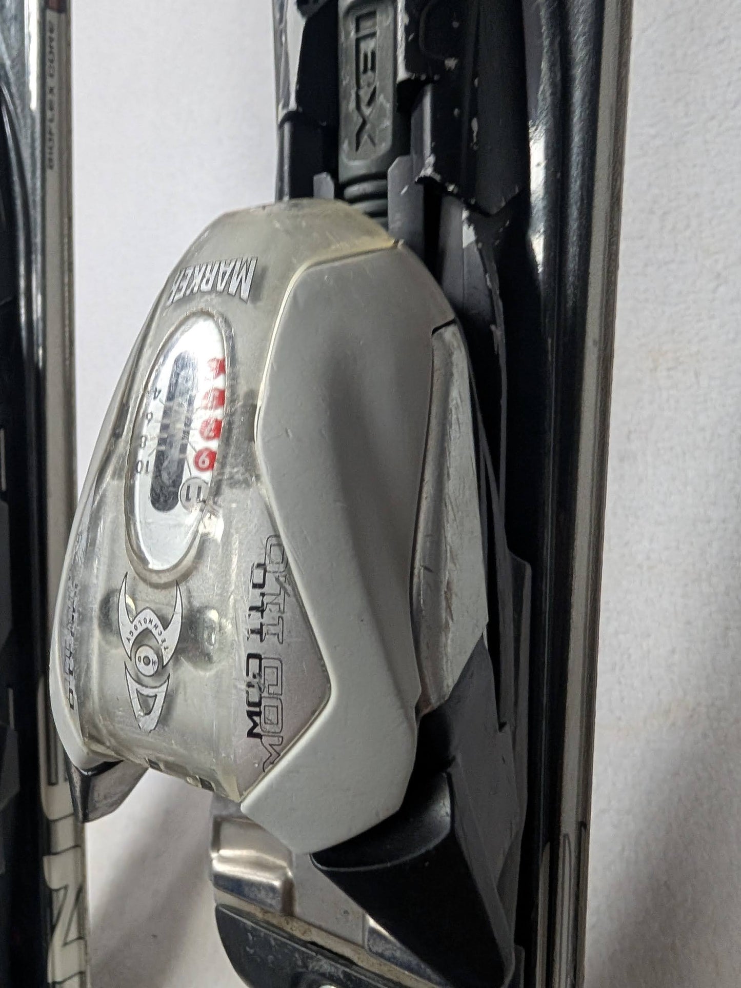 K2 One Luv Skis w/Marker Mod 11.0 Bindings Size 160 Cm Color Black Use