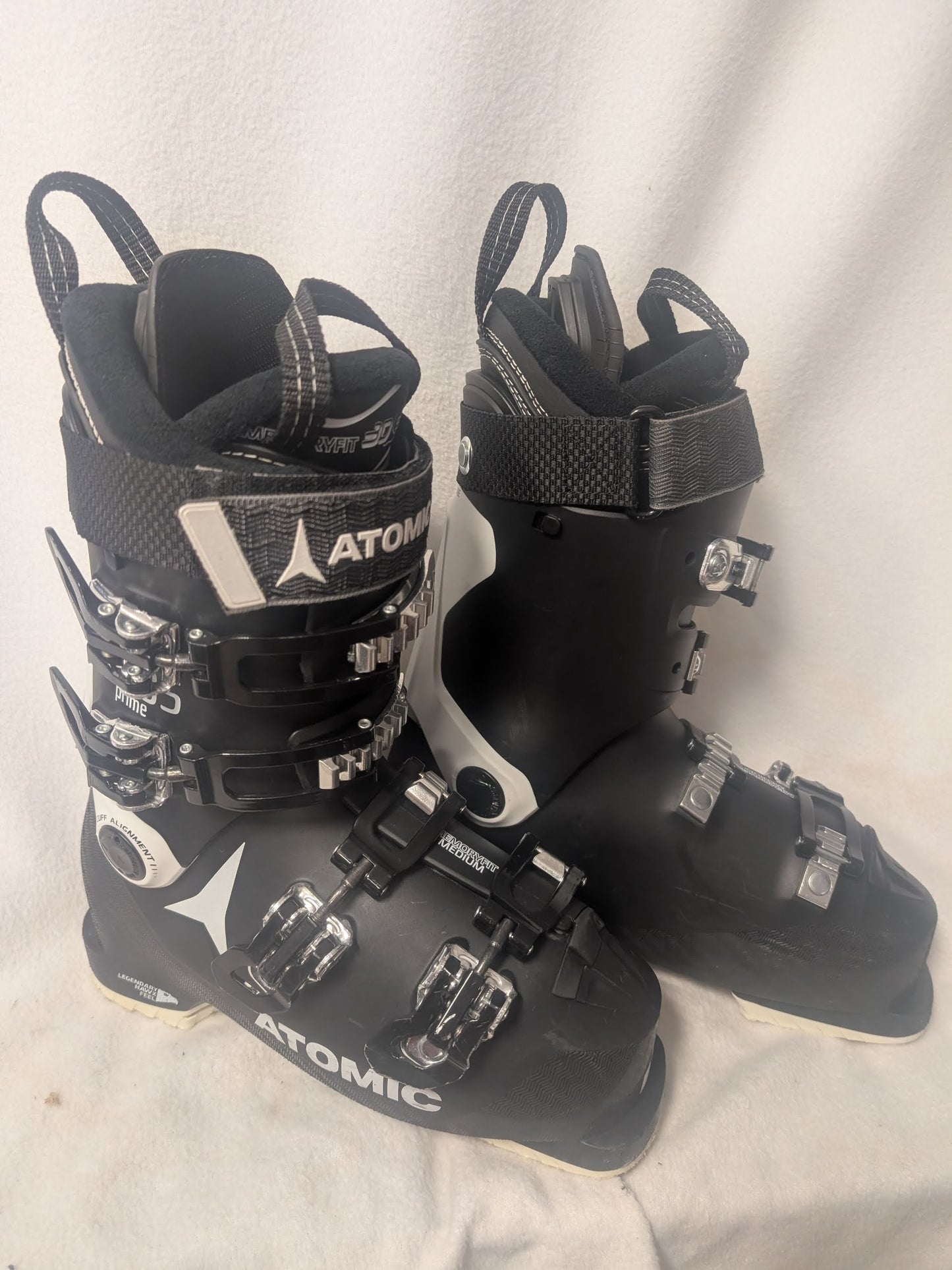 Atomic Ski Boots Size 24.5 Color Black Condition Used