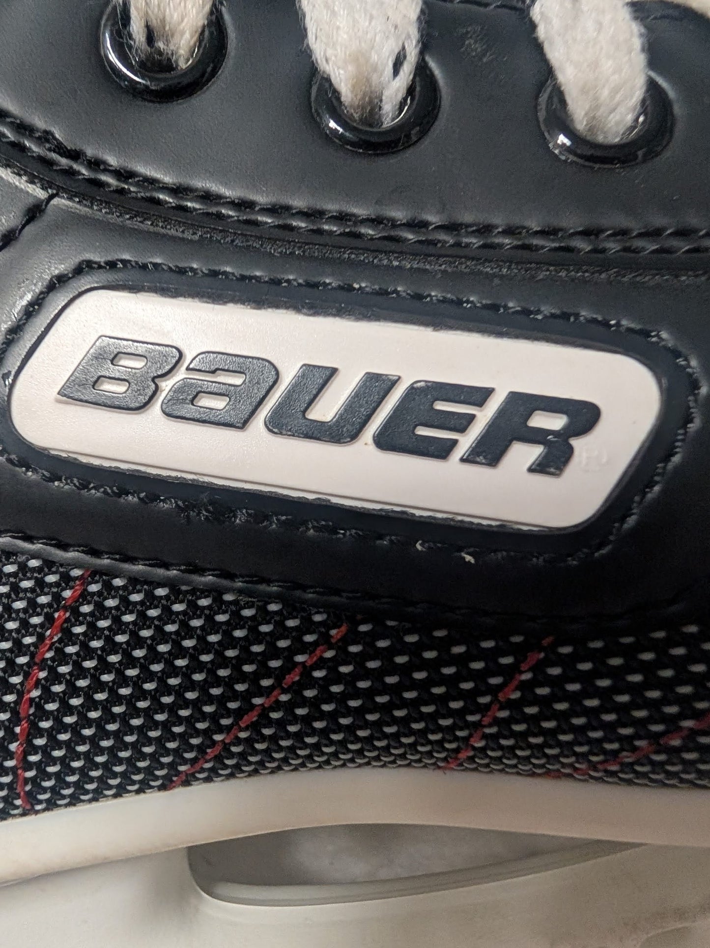 Bauer Impact 300 Hockey Ice Skates Size 10 Color Black Condition Used