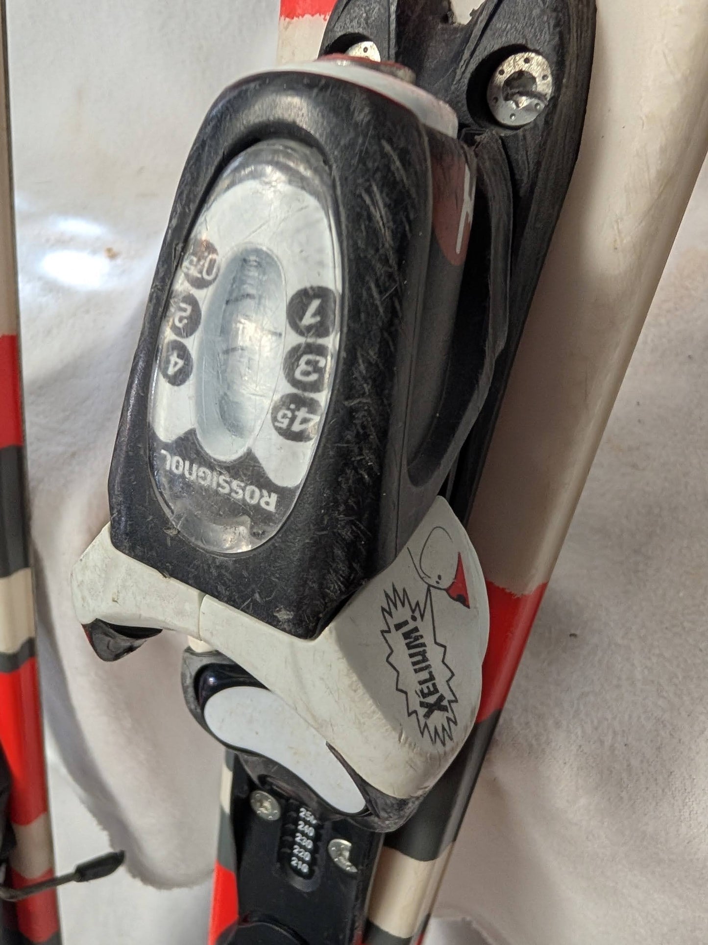 Rossignol ROC Skis Xelium Bindings 130Cm Color White Condition Used