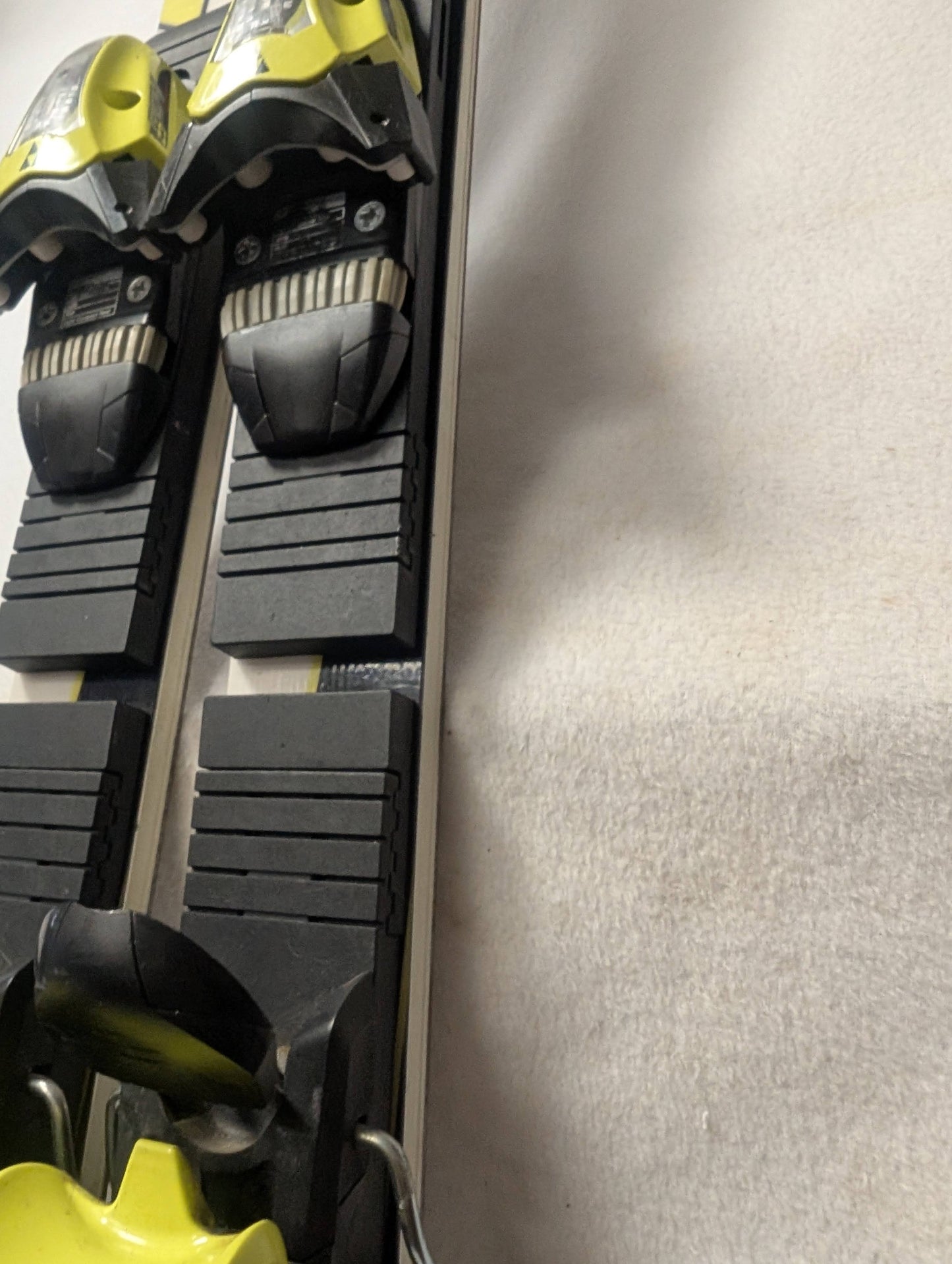 Fischer WorldCup GS Skis RC4 Bindings 150 cm Yellow Used