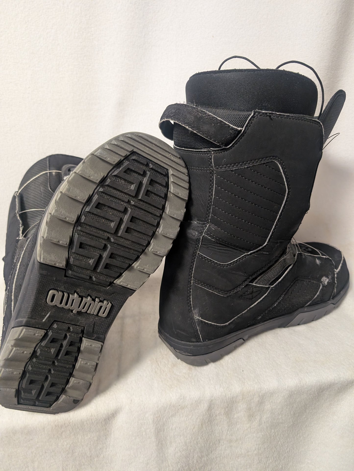 ThirtyTwo Griffon Snowboard Boots Size 9.5 Black Used Boa