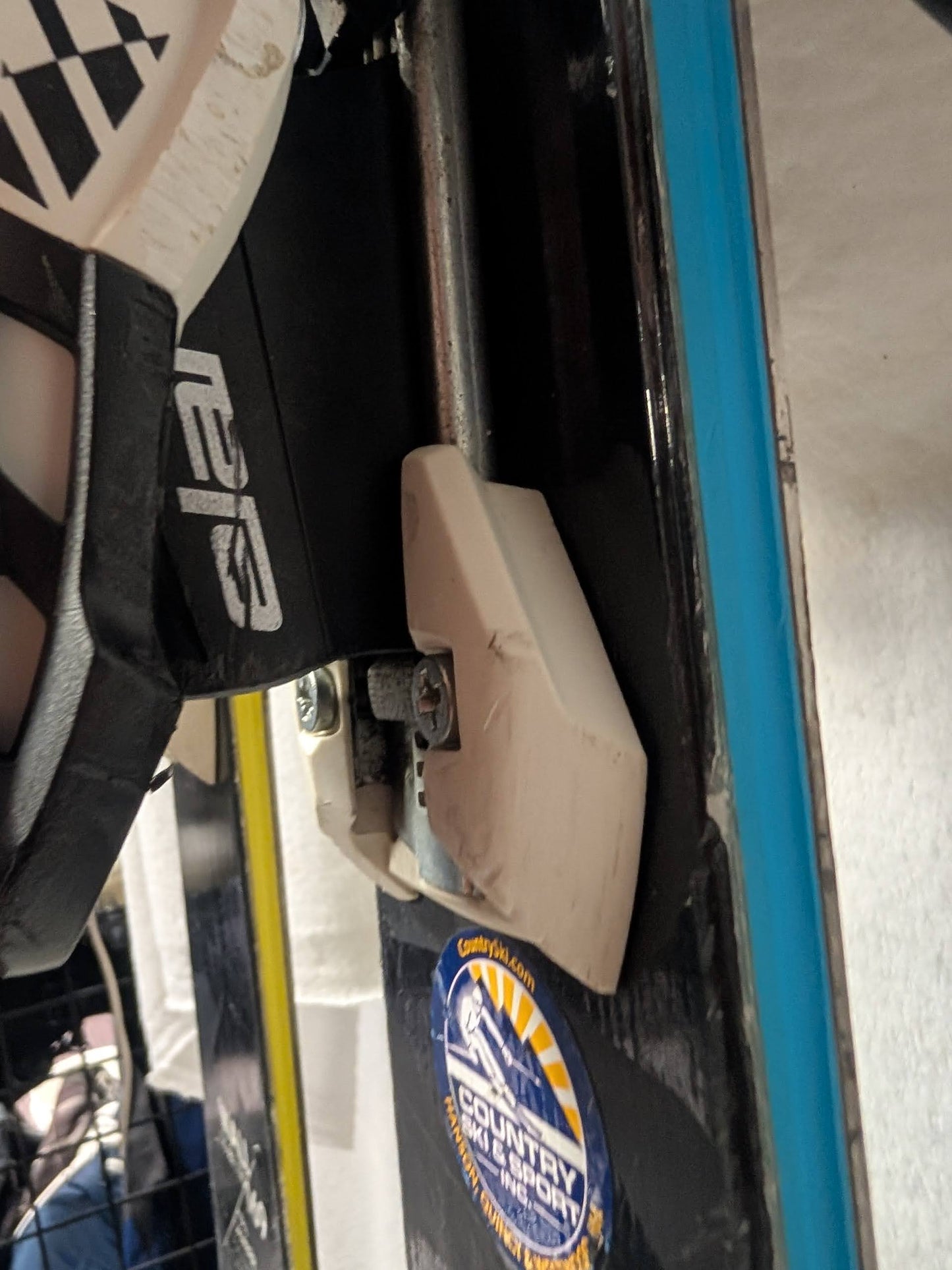 Volkl Wall Skis Elan Attack Bindings Size 169 Cm Black Used