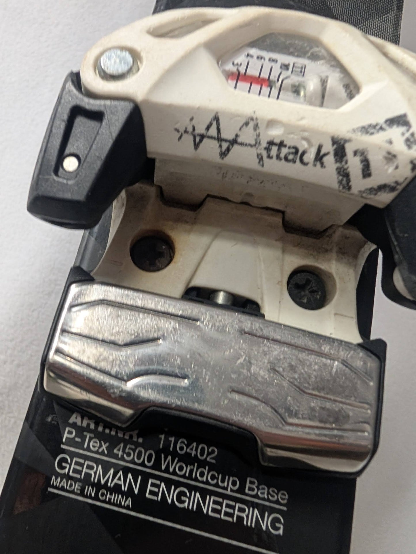 Volkl Wall Skis Elan Attack Bindings Size 169 Cm Black Used