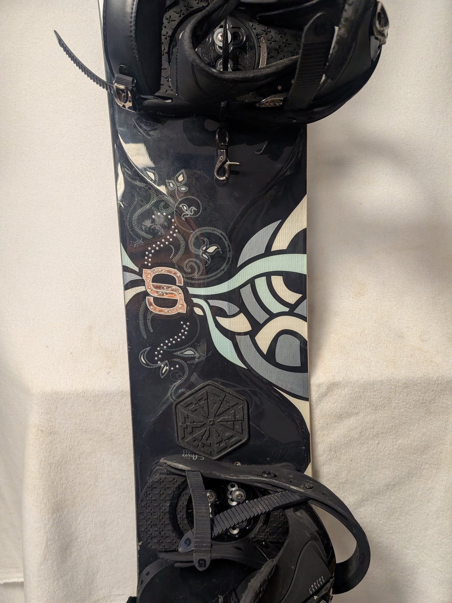 Salomon Ivy Snowboards Burton Lexa Bindings Size 156Cm Color Black Condition Used