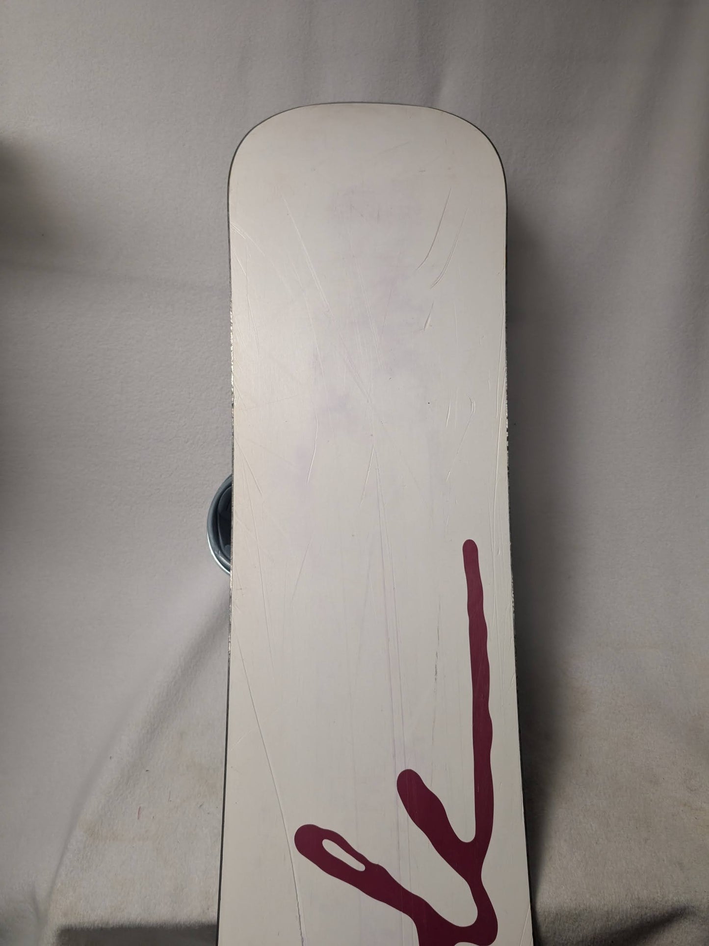 Ride Solace Snowboards Medium Ride Bindings Size 142 Cm Color White Used