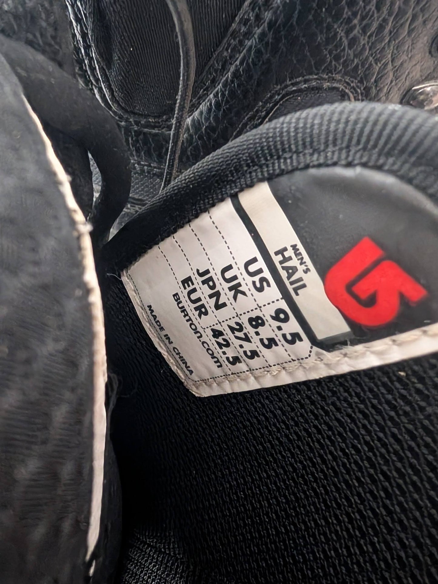 Burton Hail Snowboard Boots Size 9.5 Black Used