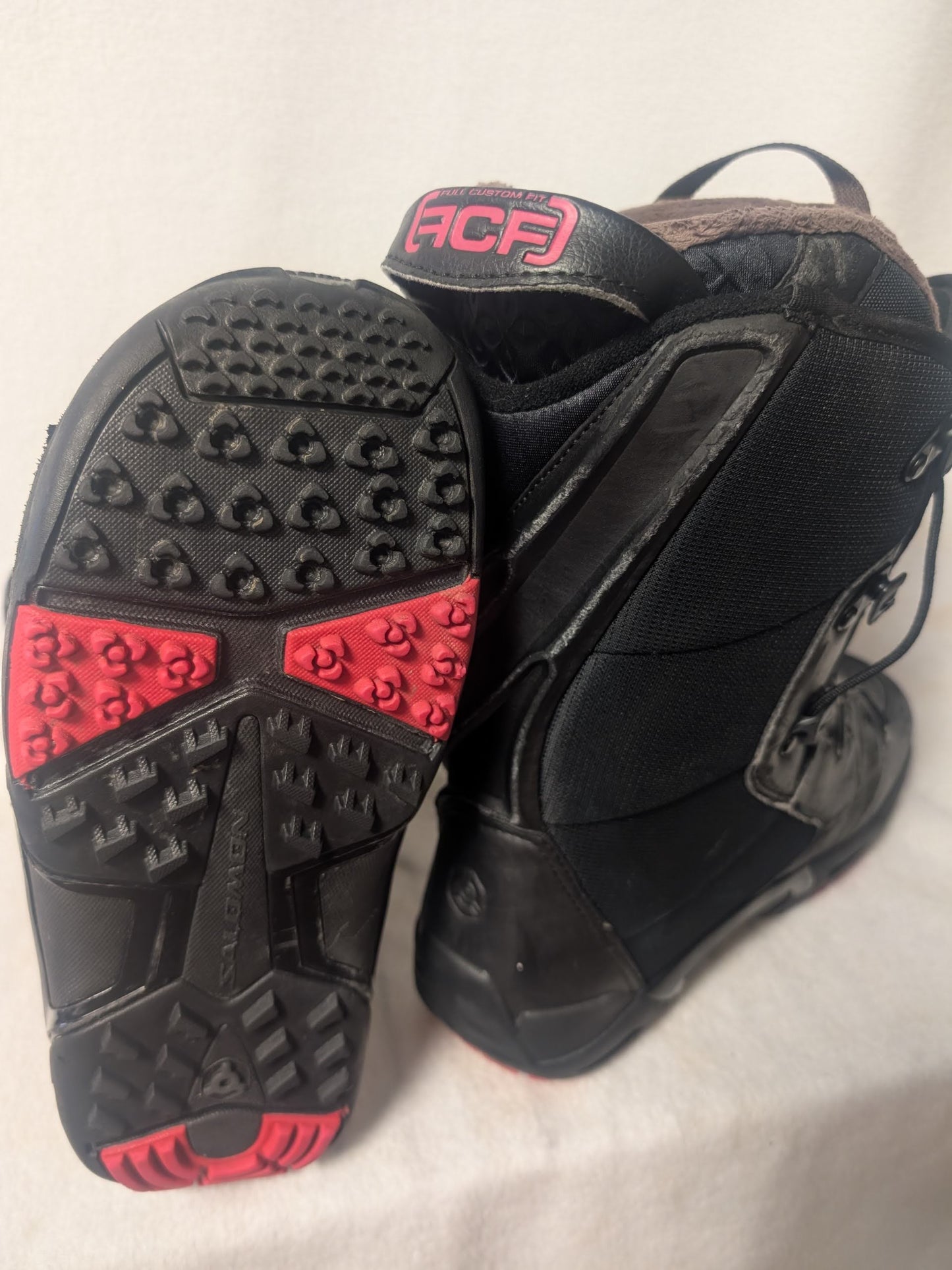 Salomon Optima Snowboard Boots Size 7 Color Black Condition Used