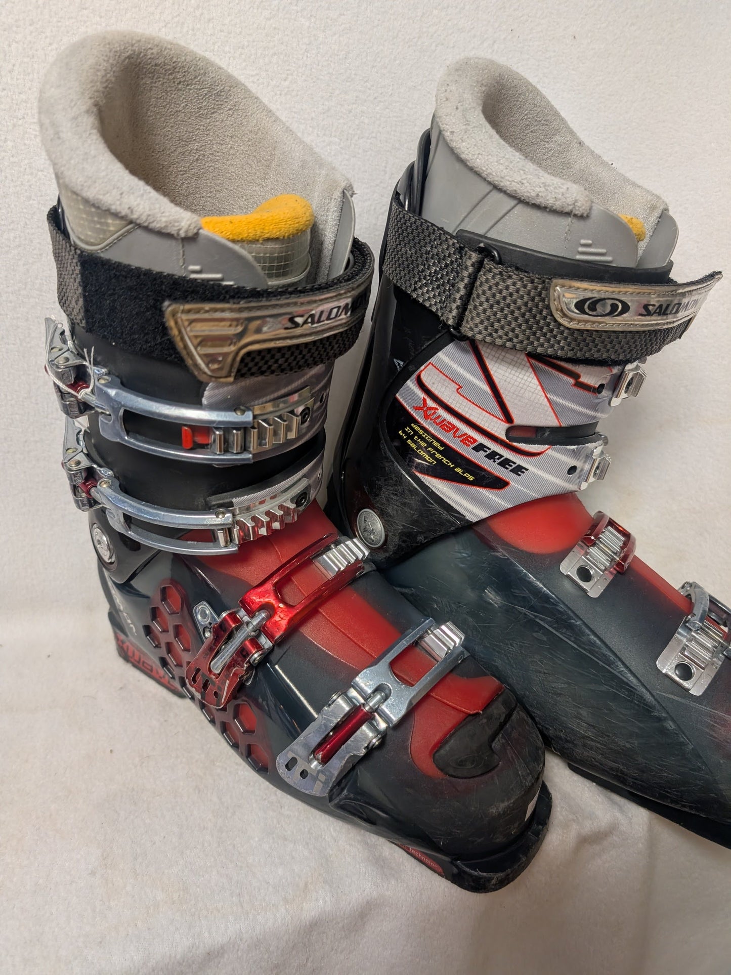 Salomon XWave Ski Boots Size 27 Color Black Condition Used – Replays Sports Exchange