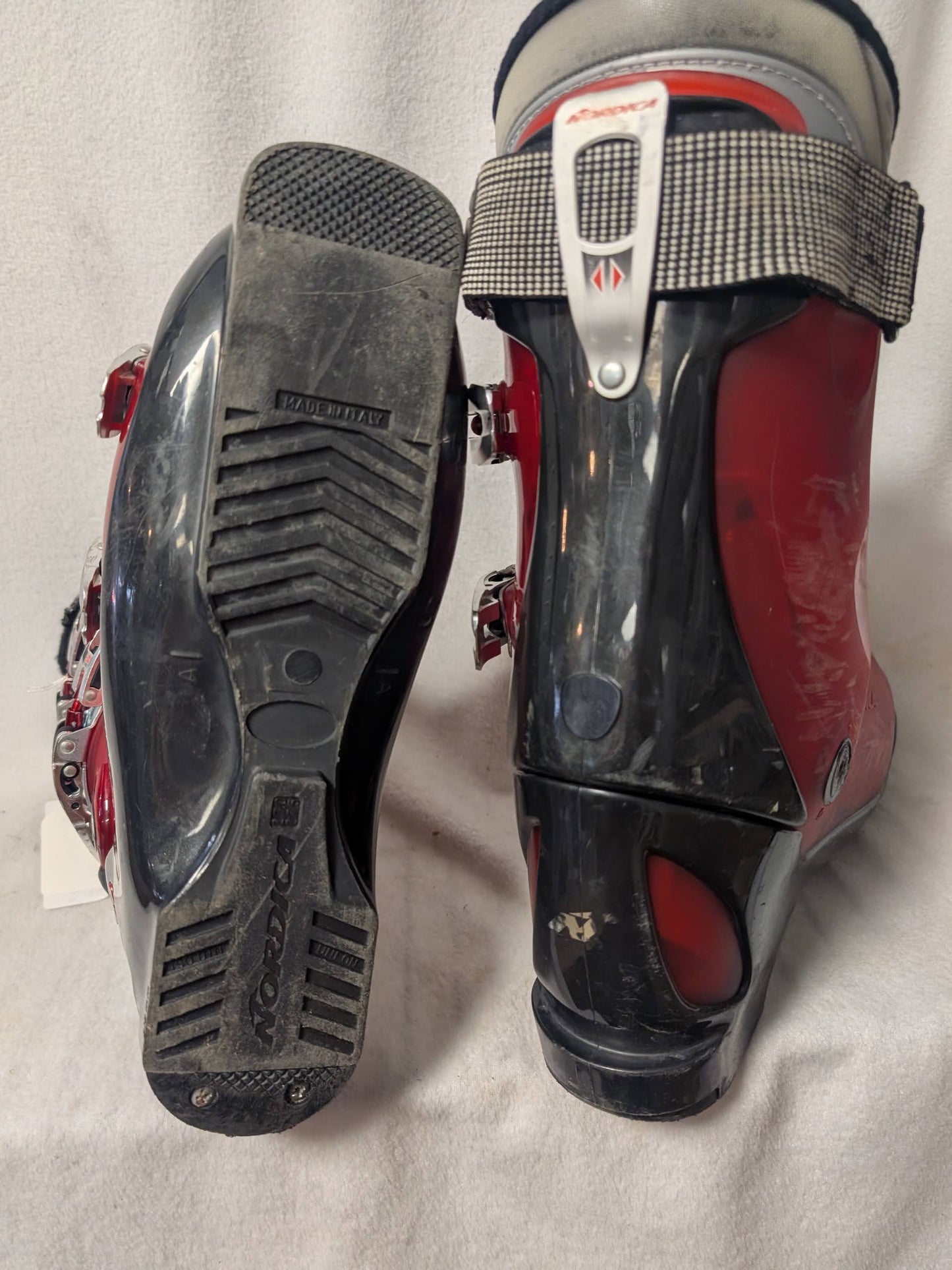 Nordica Beast Ski Boots Size 27.5 Color Red Condition Used