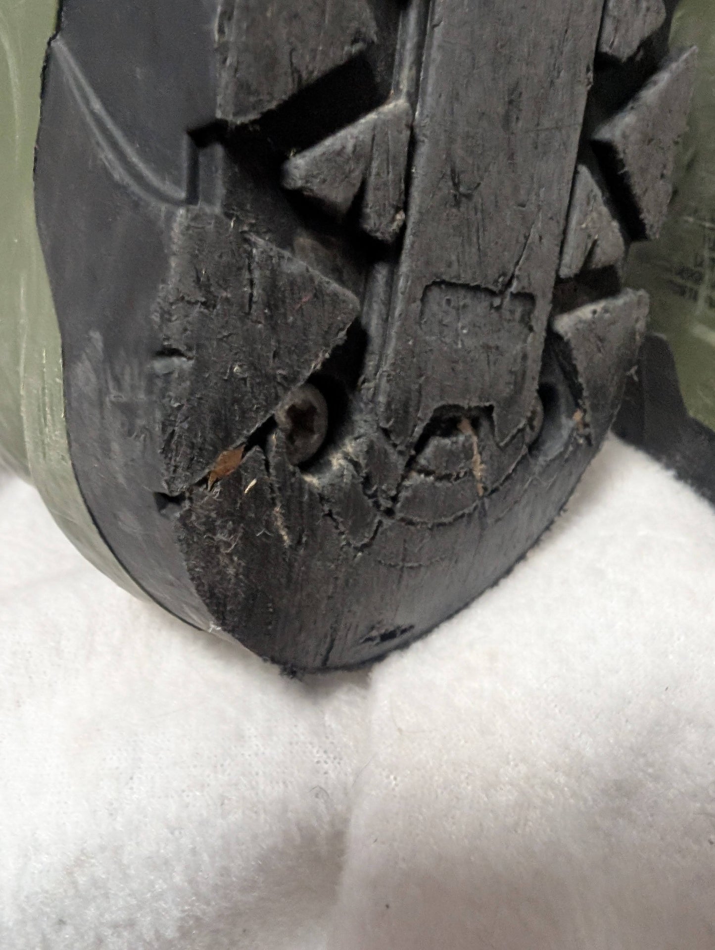 Rossignol Ski Boots Size 24.5 Color Green Condition Used