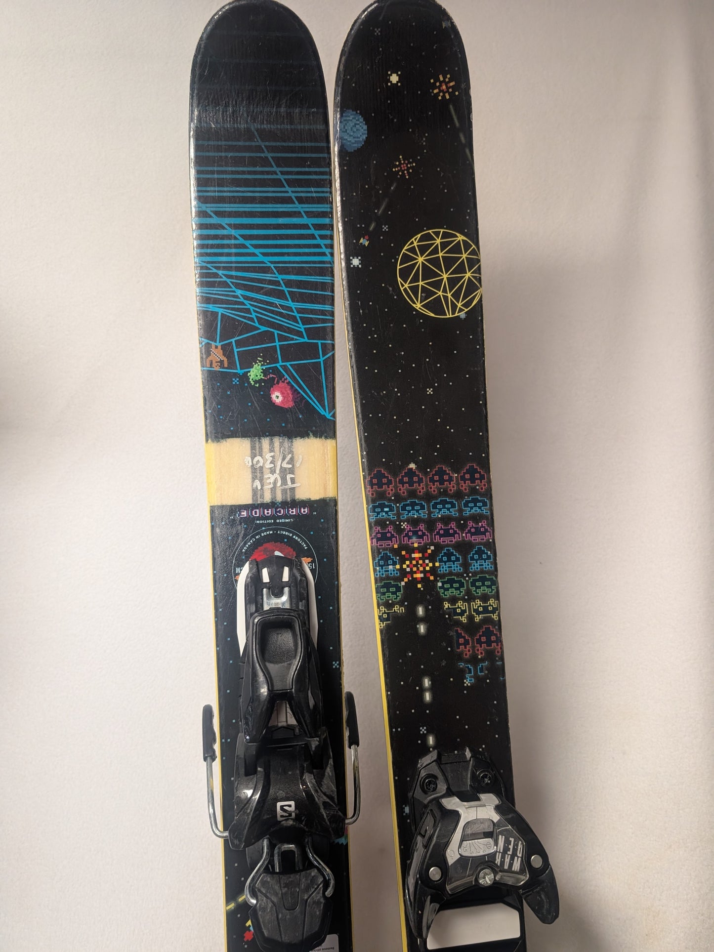 JSkis Arcade Salomon Warden 11 Bindings Size 150 Black Used