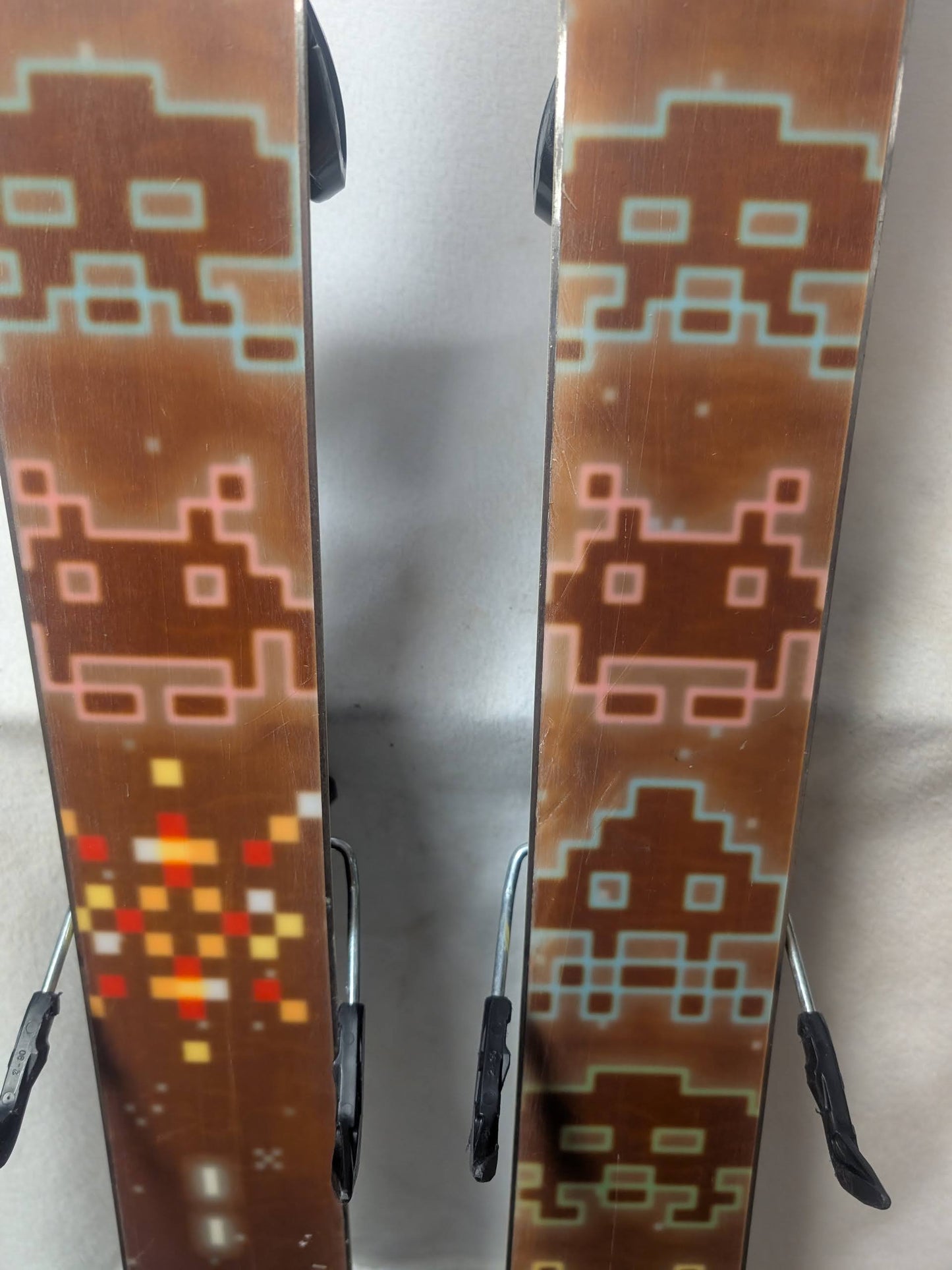 JSkis Arcade Salomon Warden 11 Bindings Size 150 Black Used